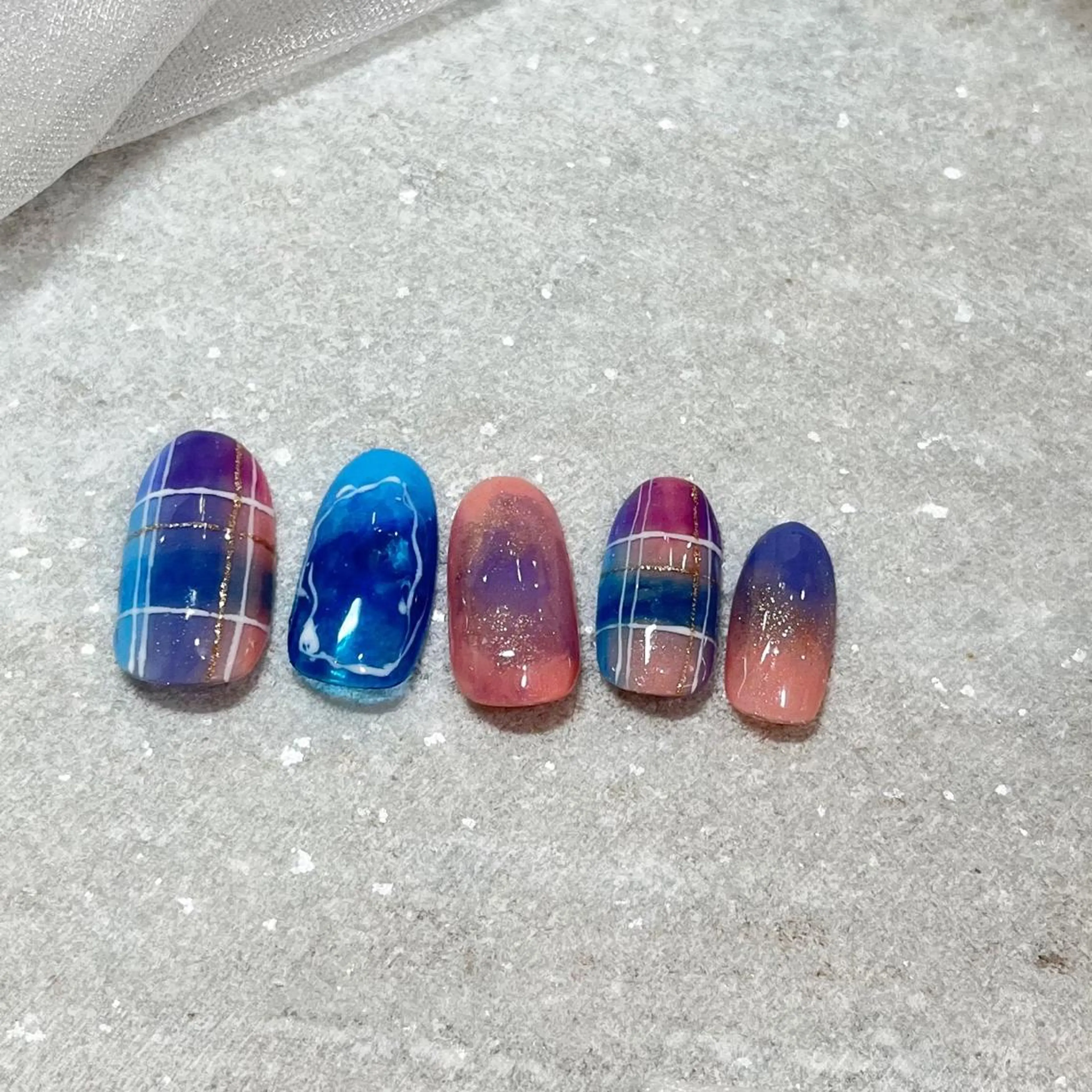 ネイル ニュアンスネイル 冬ネイル ハンドネイル Salon Ｋのネイルデザイン