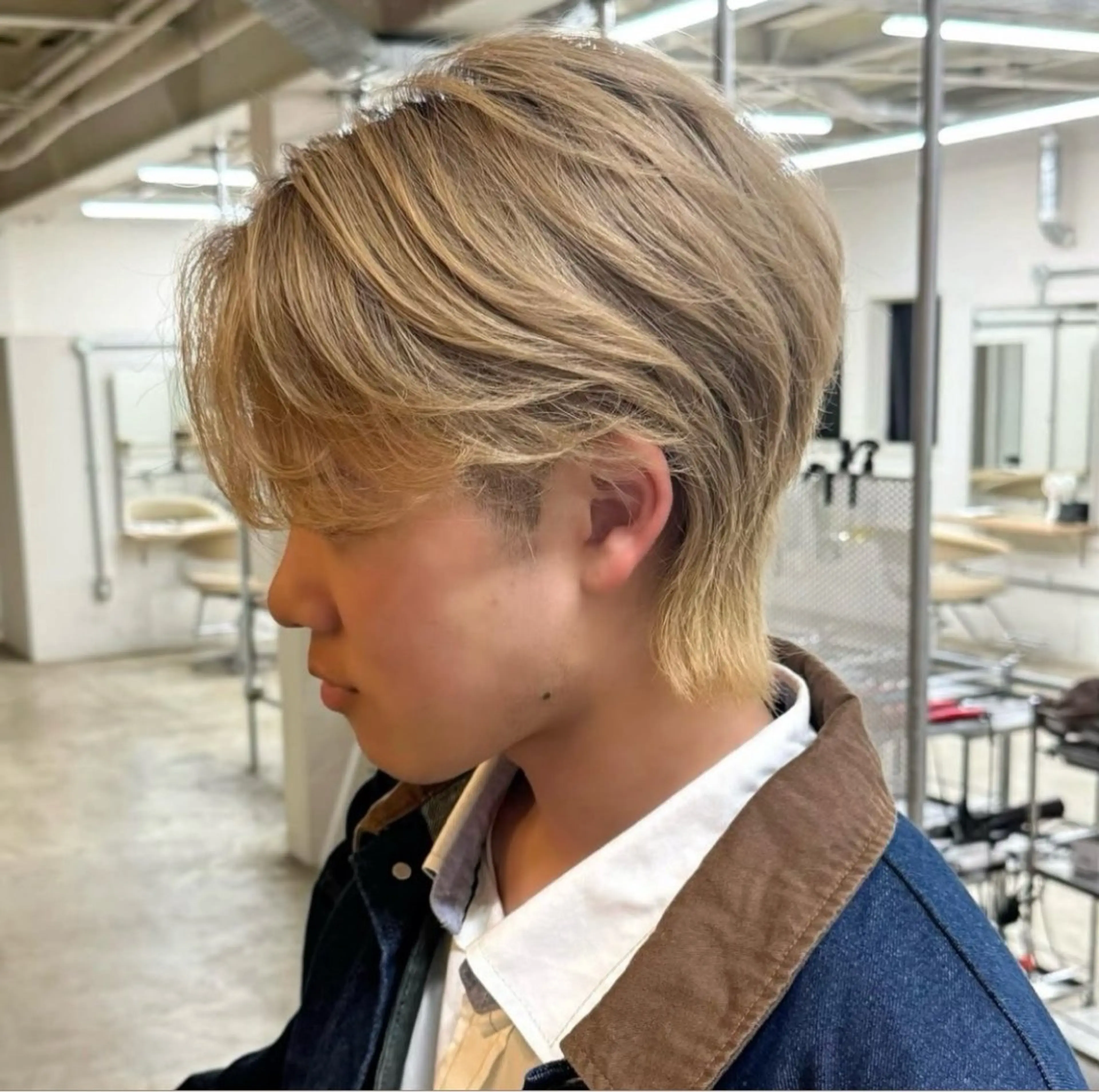メンズ センターパート 刈り上げ fand / hinaのヘアスタイル
