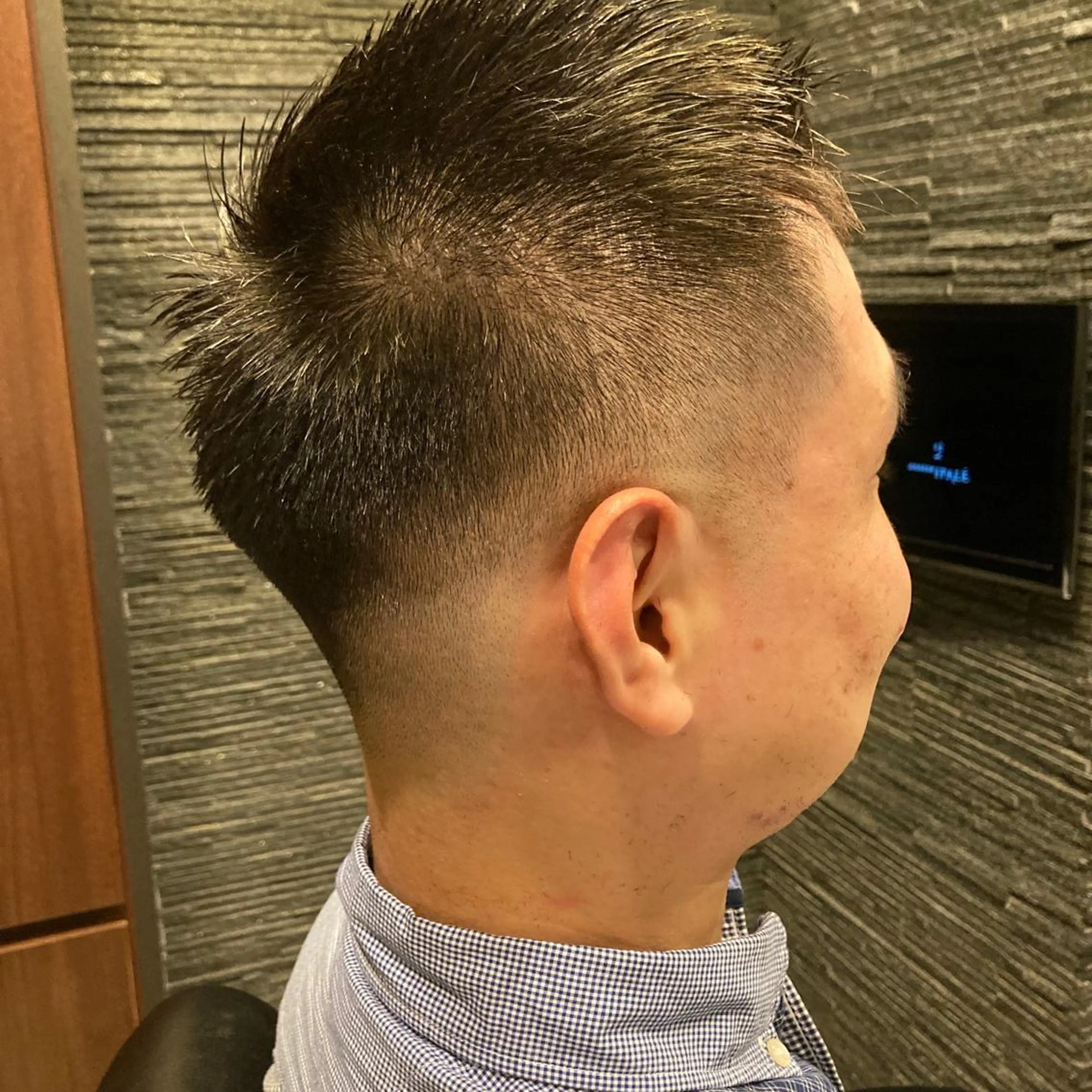 ショート メンズ フェードカット スキンフェード メンズ専門💈中島 太一💈のヘアスタイル