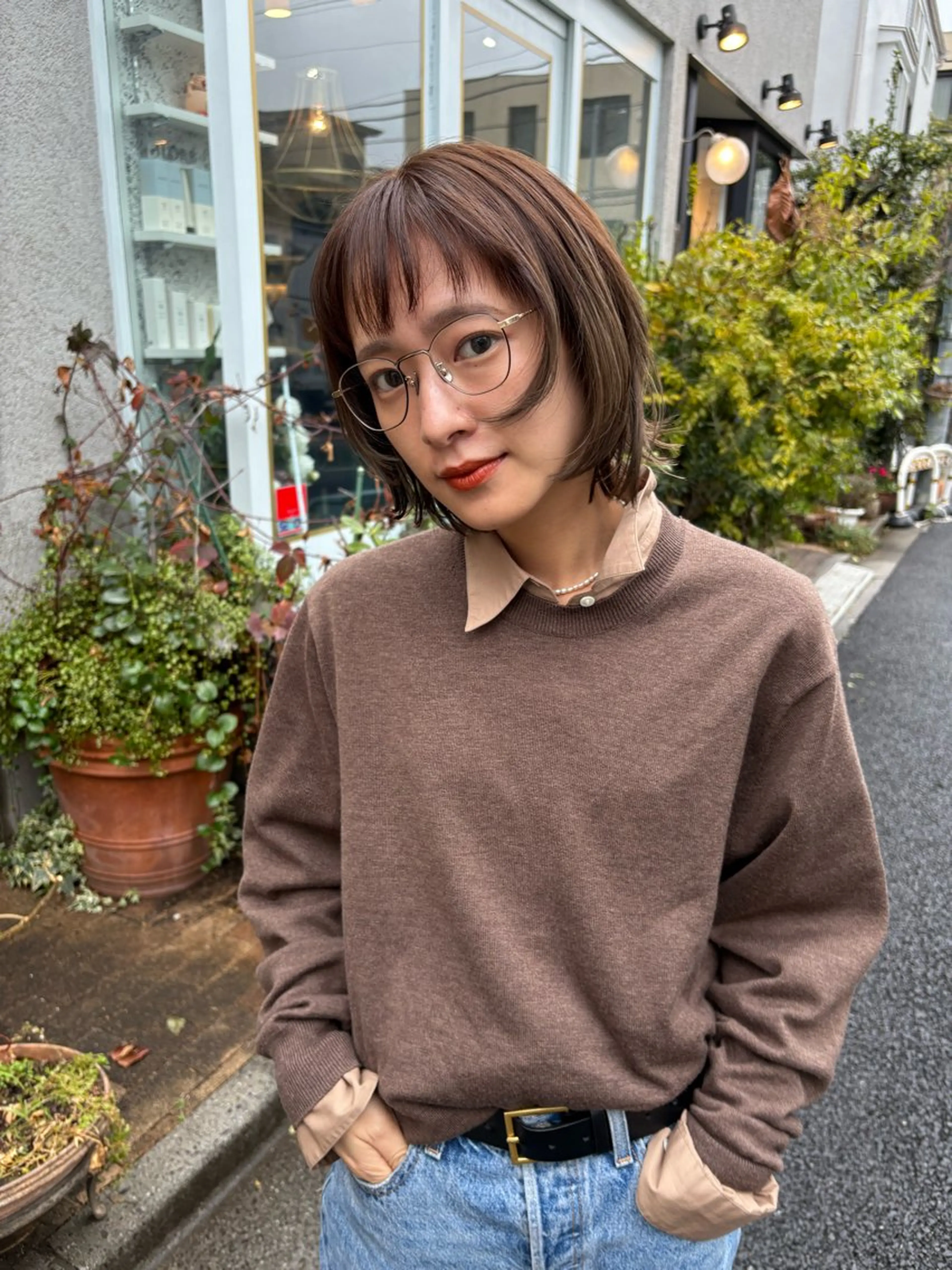 ミディアム カラー 顔まわりレイヤー レイヤーカット カット ヘアカラー トリートメント 似合わせカット レイヤーボブウルフのヘアスタイル