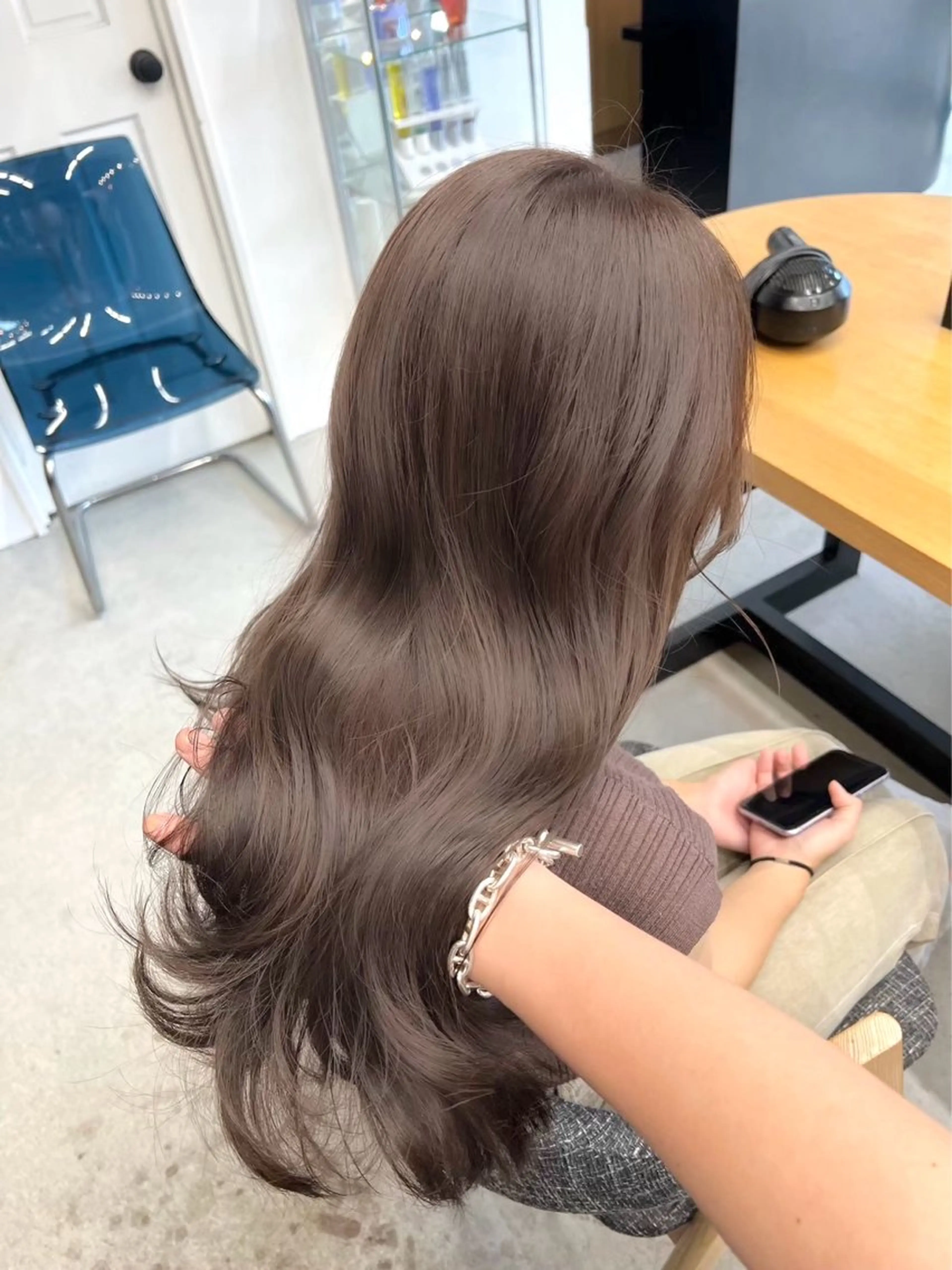 セミロング カラー ブラウンカラー レイヤーカット カット ヘアカラー トリートメント 渋谷/レイヤーカット 透明感/サッタのヘアスタイル