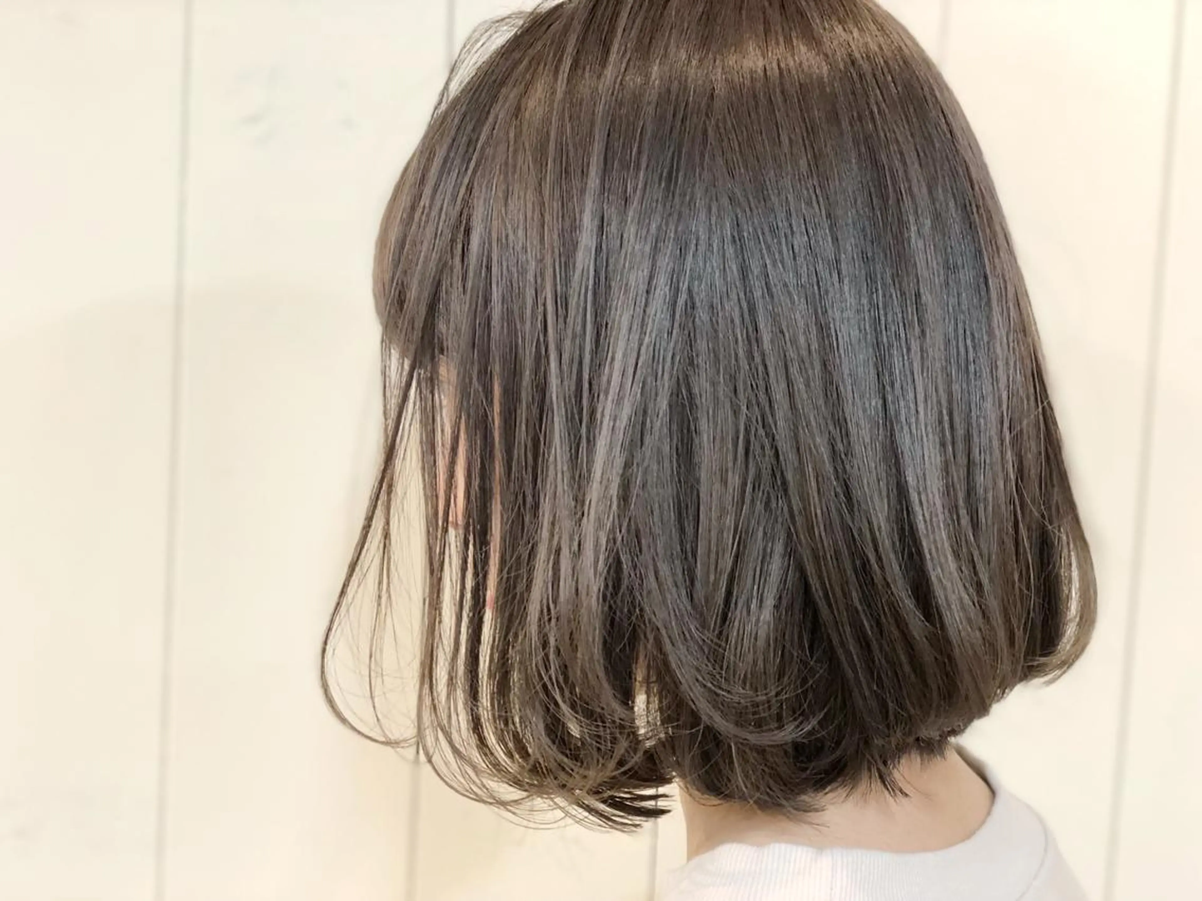 ミディアム ボブ ヘアカラー ウルフ、ボブ美容師 今井のヘアスタイル