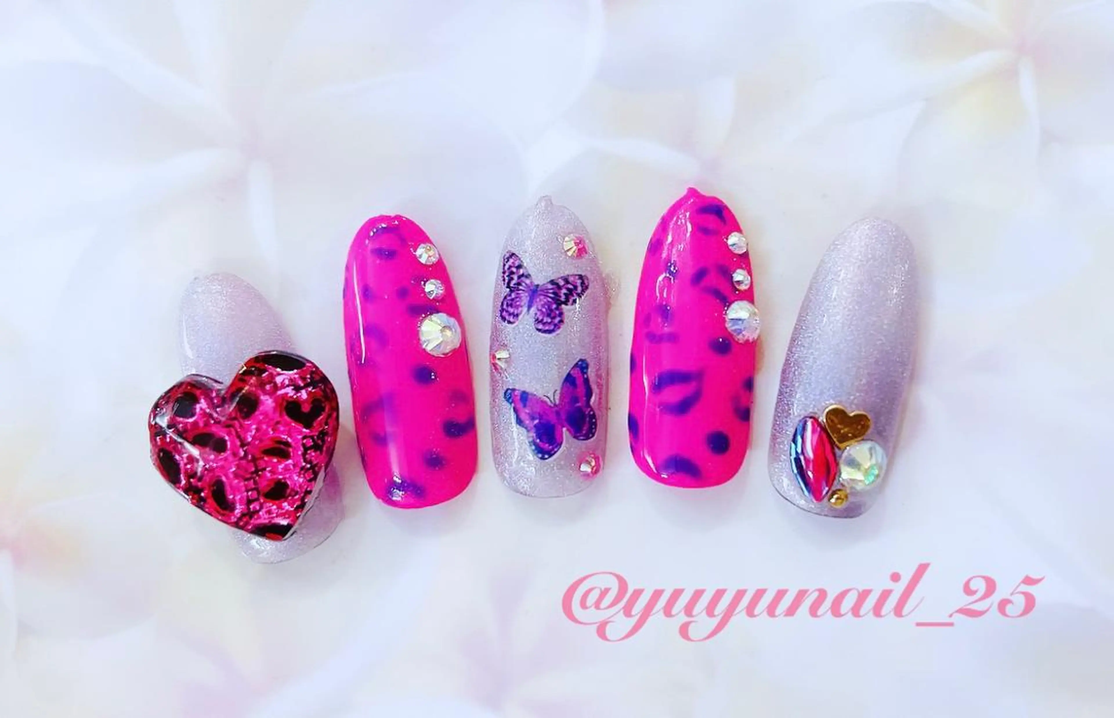 ネイル ハンドネイル Nail🦋 💗yuyuのネイルデザイン