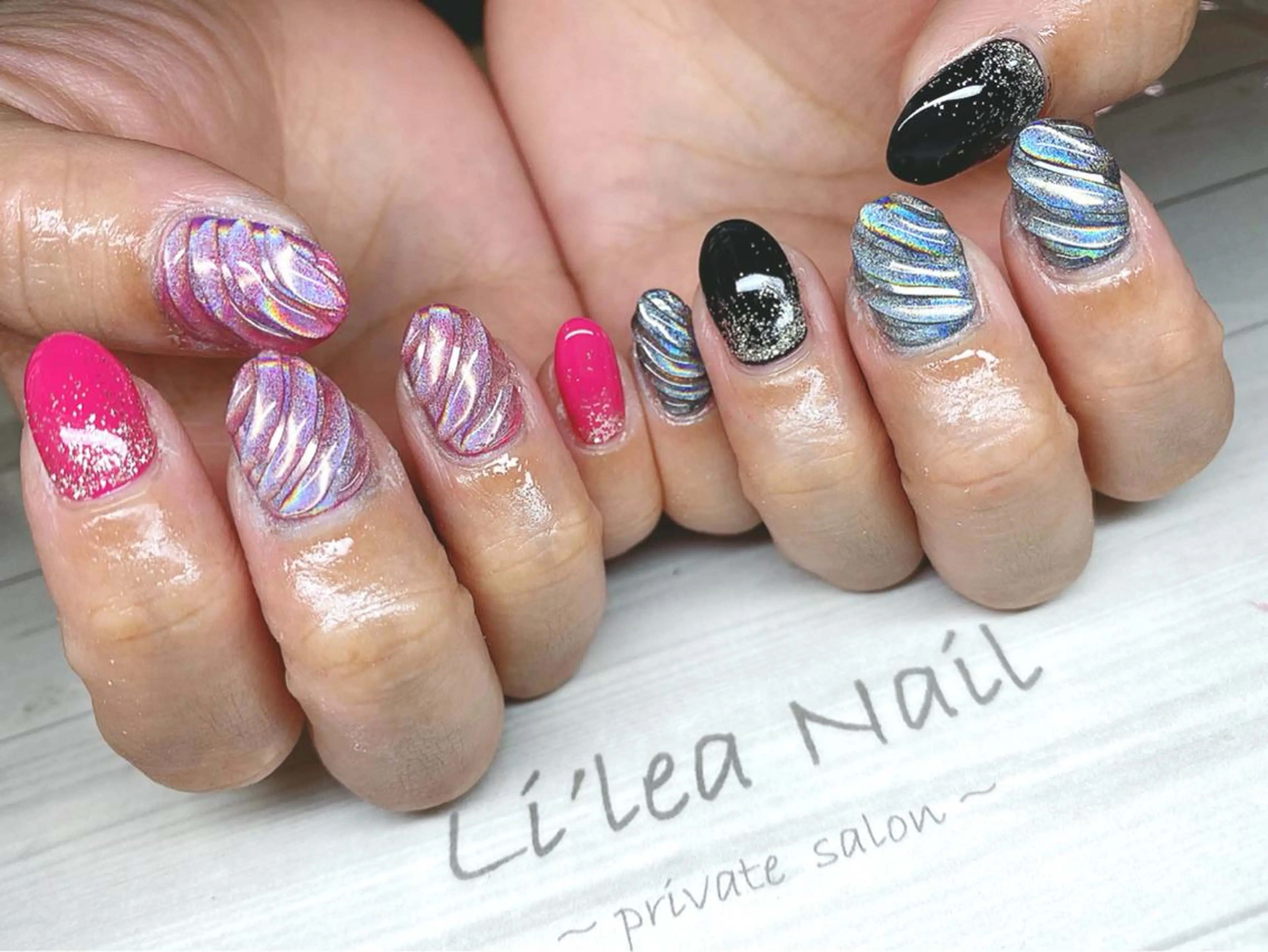 ネイル Li'leaNail AINAのネイルデザイン