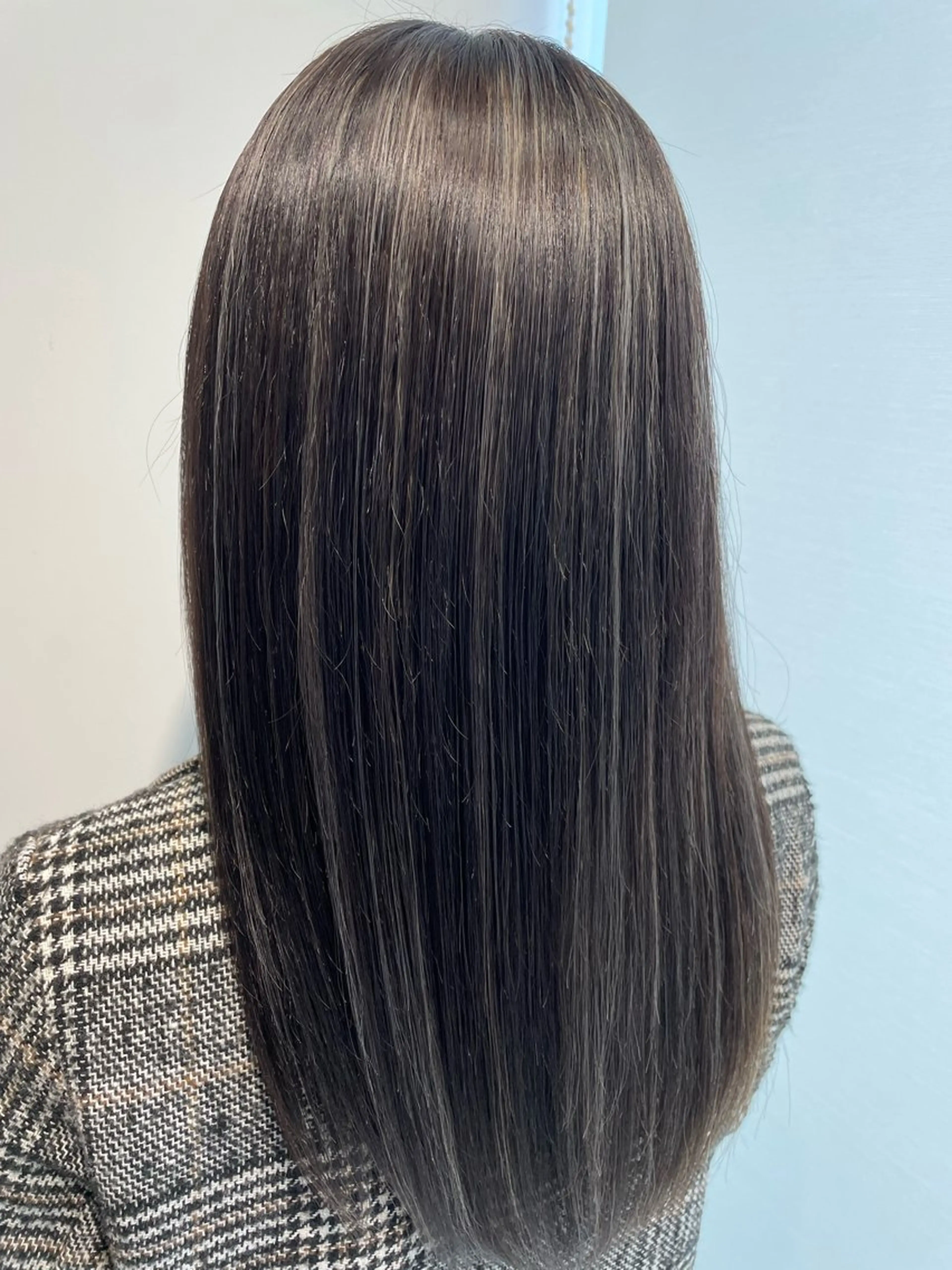 セミロング カット ヘアカラー トリートメント share salon higashi umeda所属・林 時也のヘアスタイル