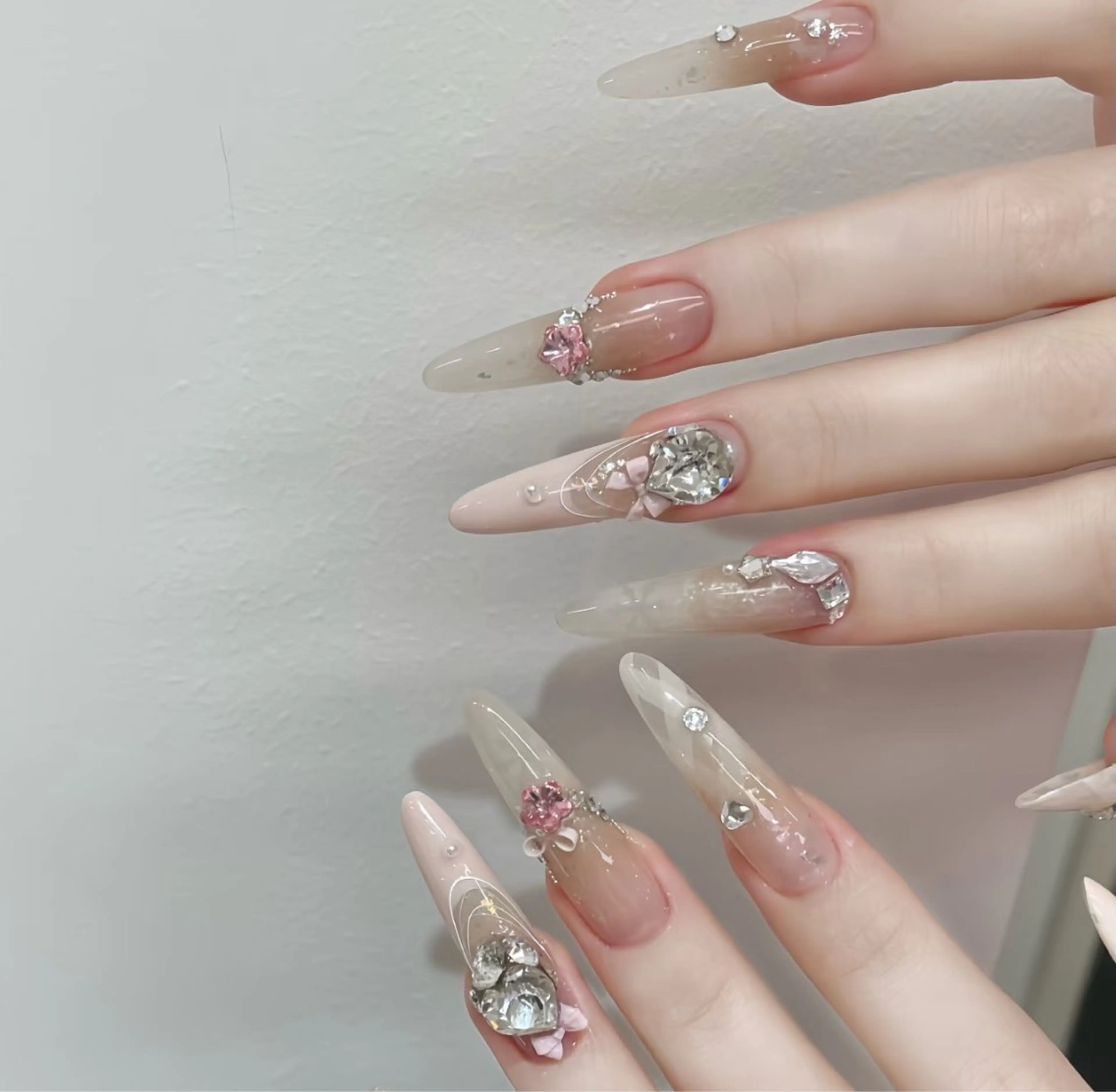 ネイル ハンドネイル D-BEAUTY Nailsalonのネイルデザイン