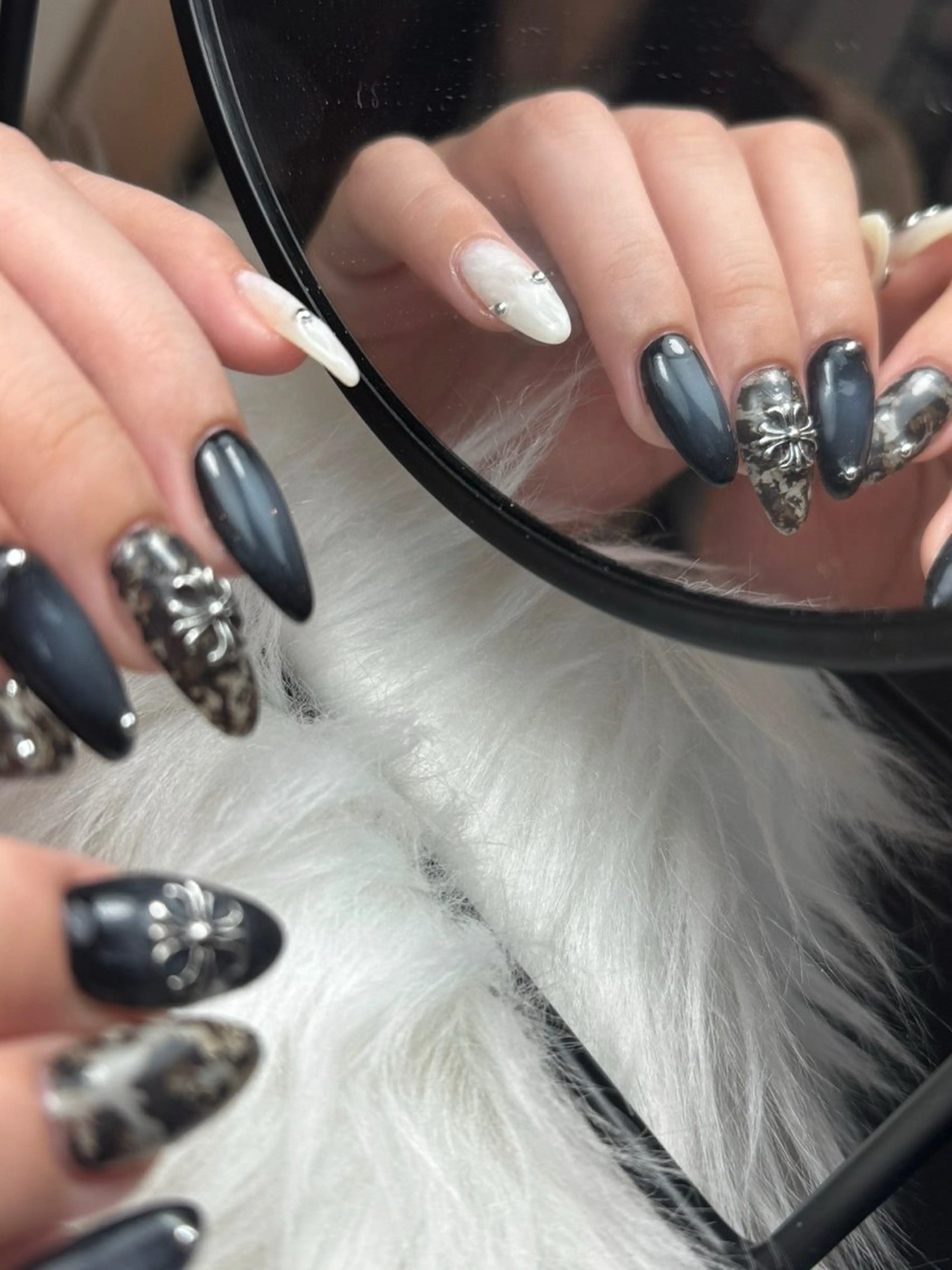 ネイル ハンドネイル AYURA nailstudioのネイルデザイン