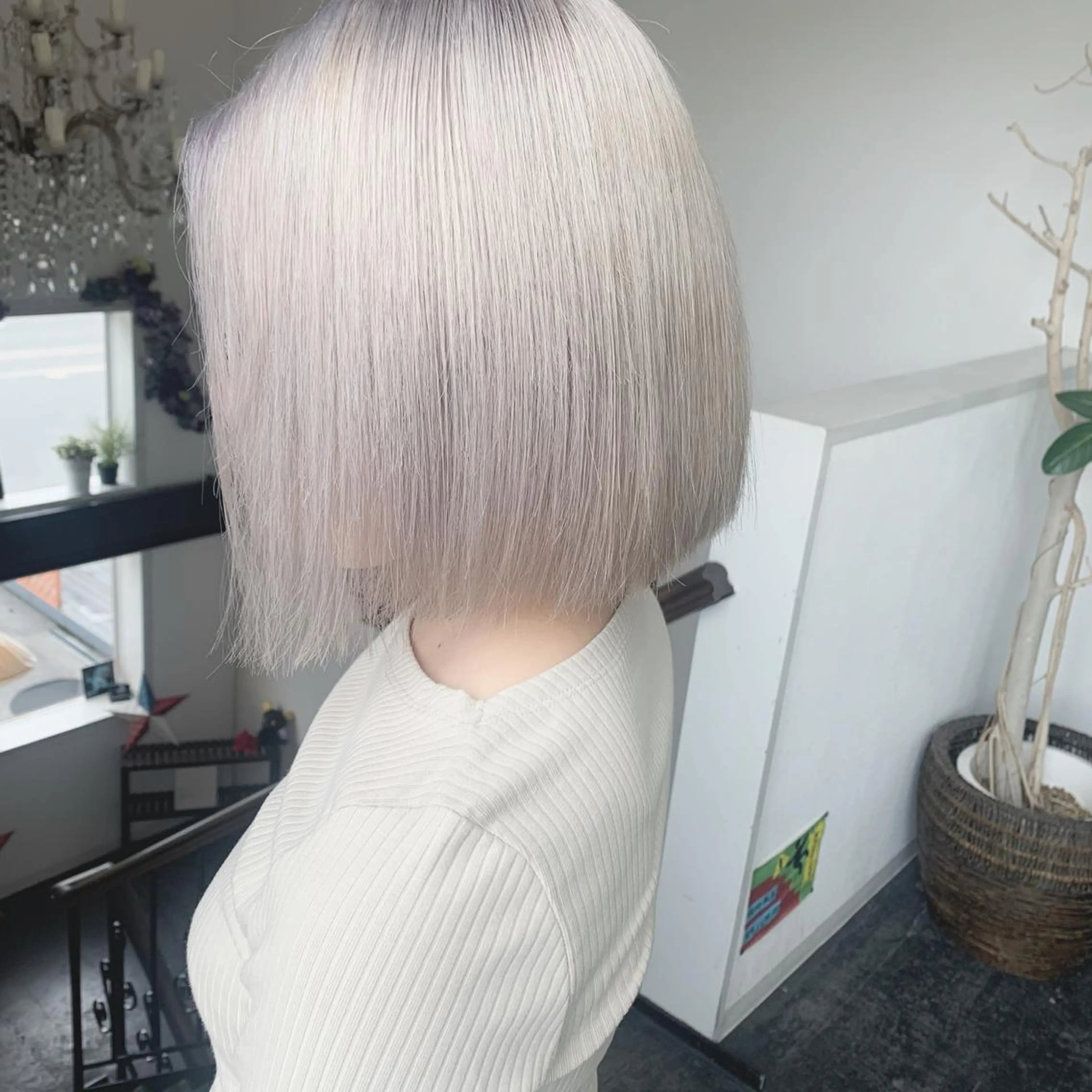 ショート カラー ヘアカラー 袴田 伊代のヘアスタイル