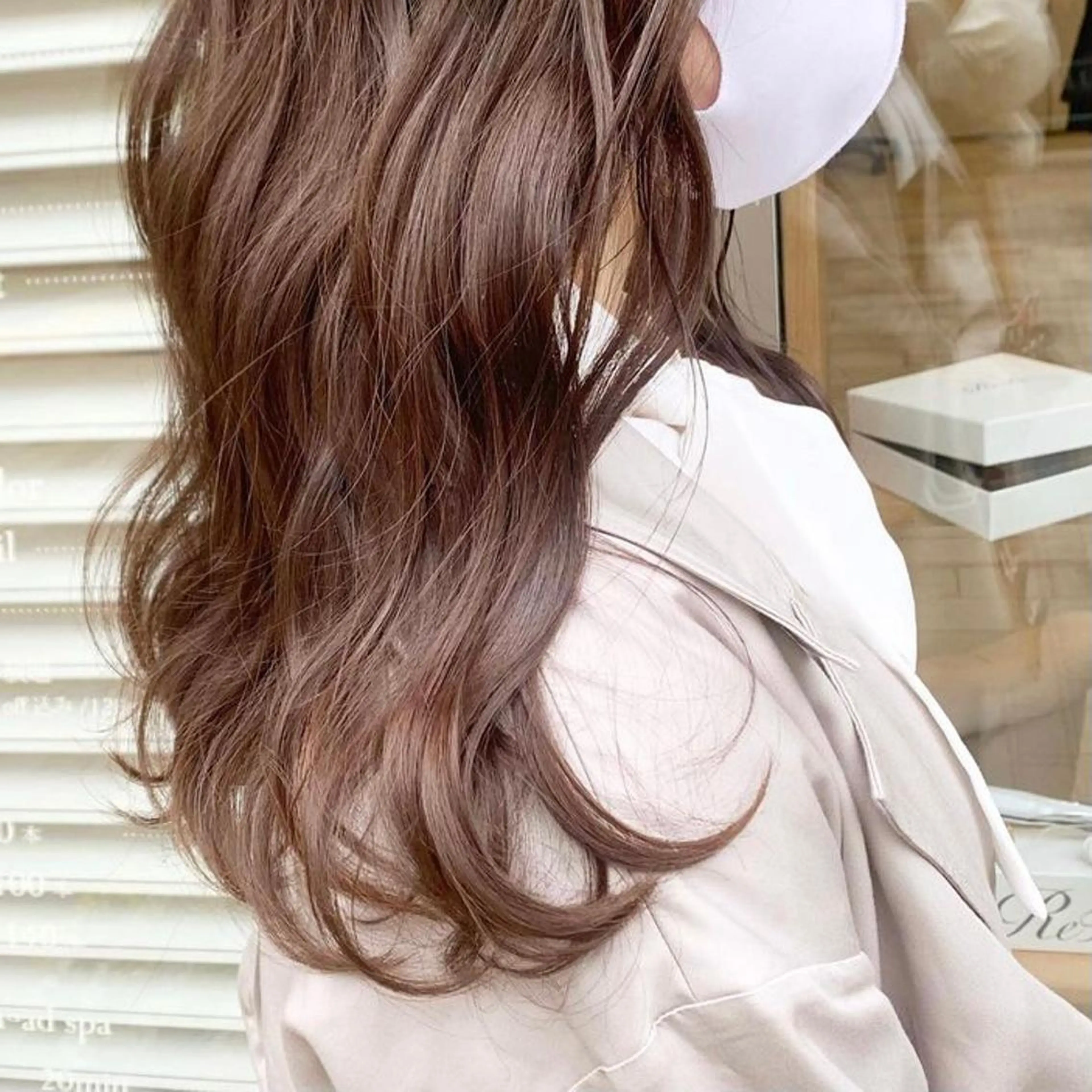 ロング カラー ブラウンカラー くすみブラウン 🕊️透明感カラー/ 渋谷🕊️Aonaのヘアスタイル