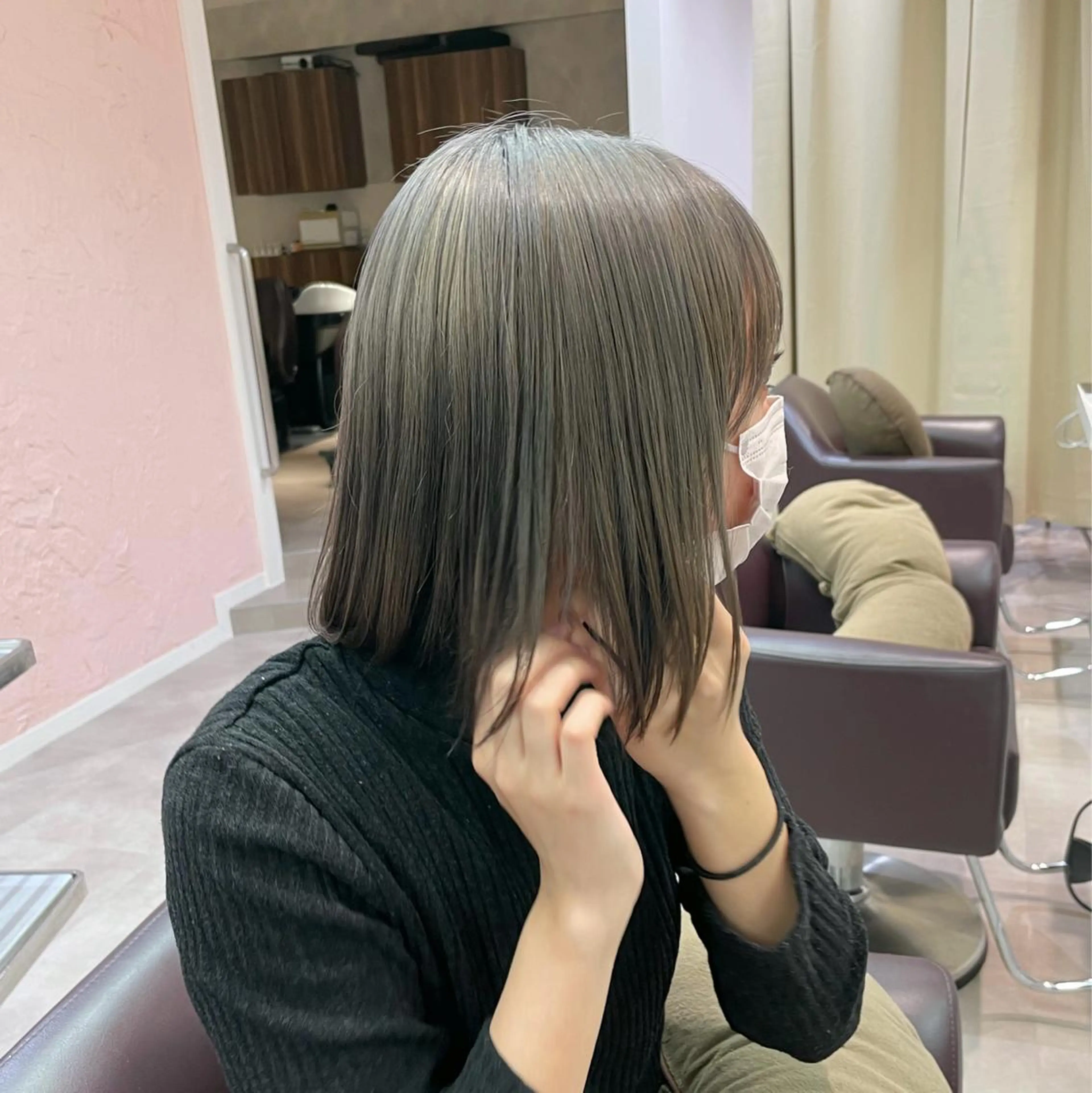 ミディアム カラー ヘアカラー トリートメント ショートボブ/カラー 🌟齋藤ほのかのヘアスタイル