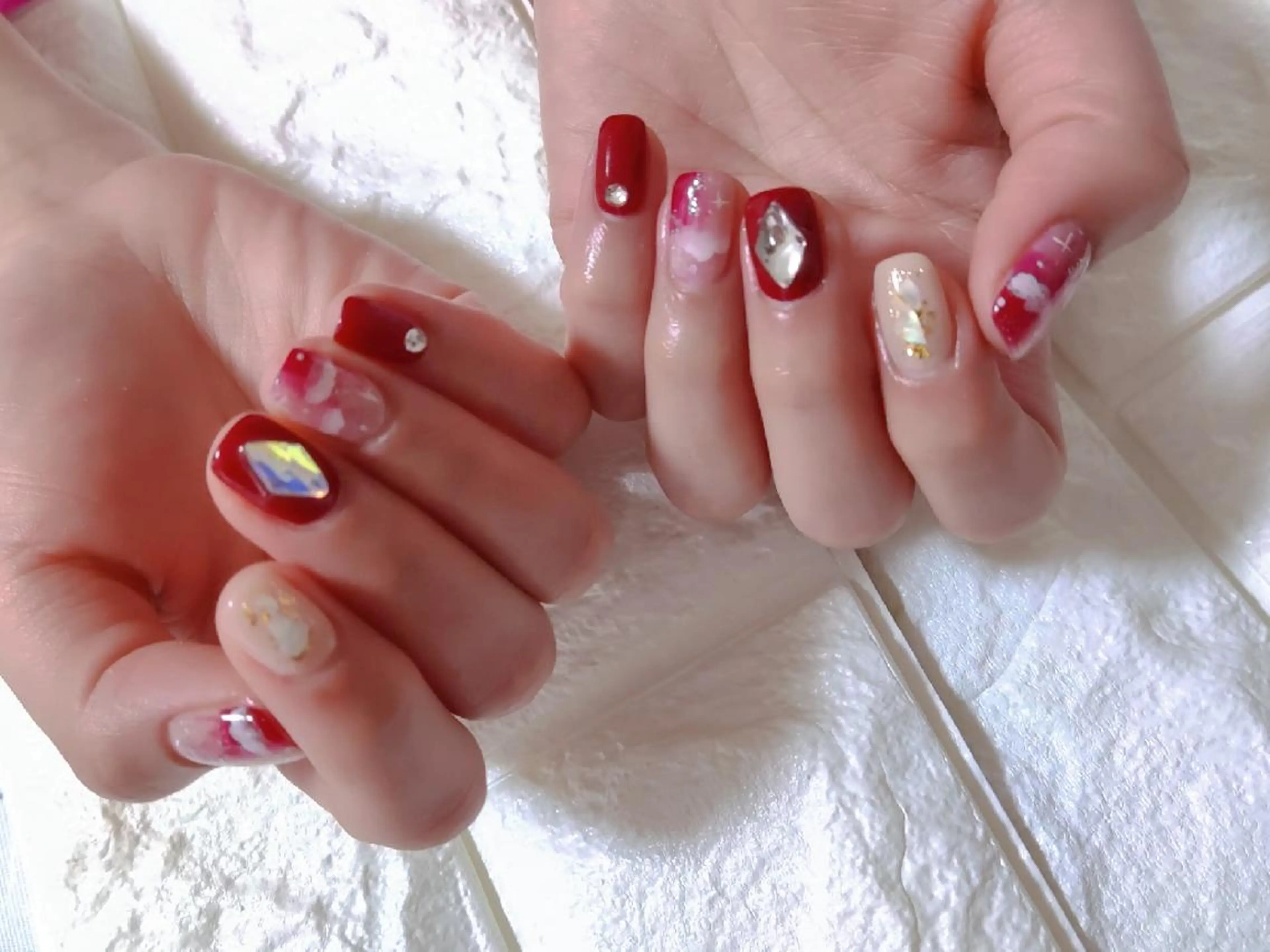 ネイル ストーンネイル ハンドネイル E·U·B ネイル所属・横浜市中区曙町 E·U·Bネイルのネイルデザイン