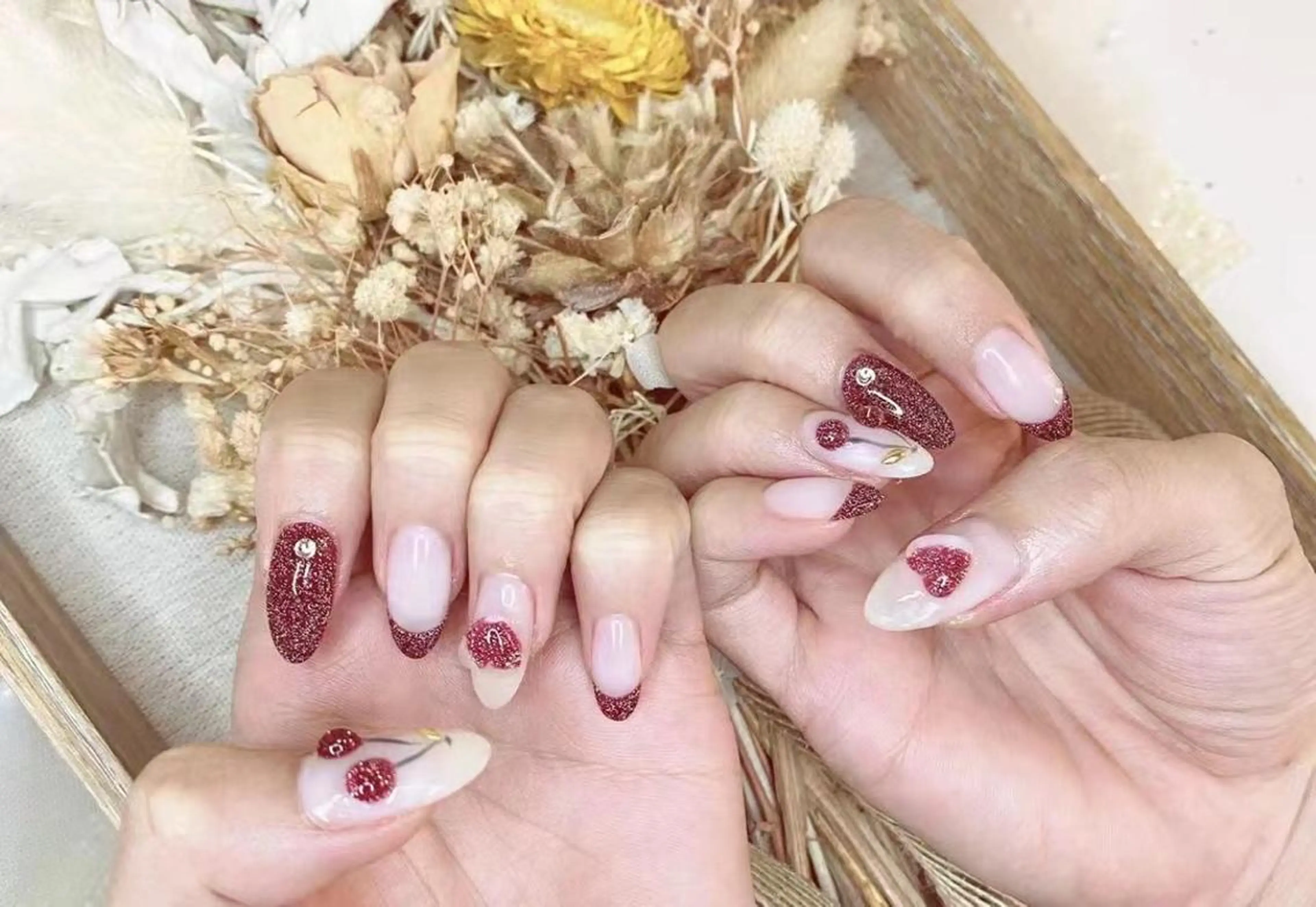 ネイル フレンチネイル ハート ラメ(グリッター) ピンク Babarla Nailのネイルデザイン