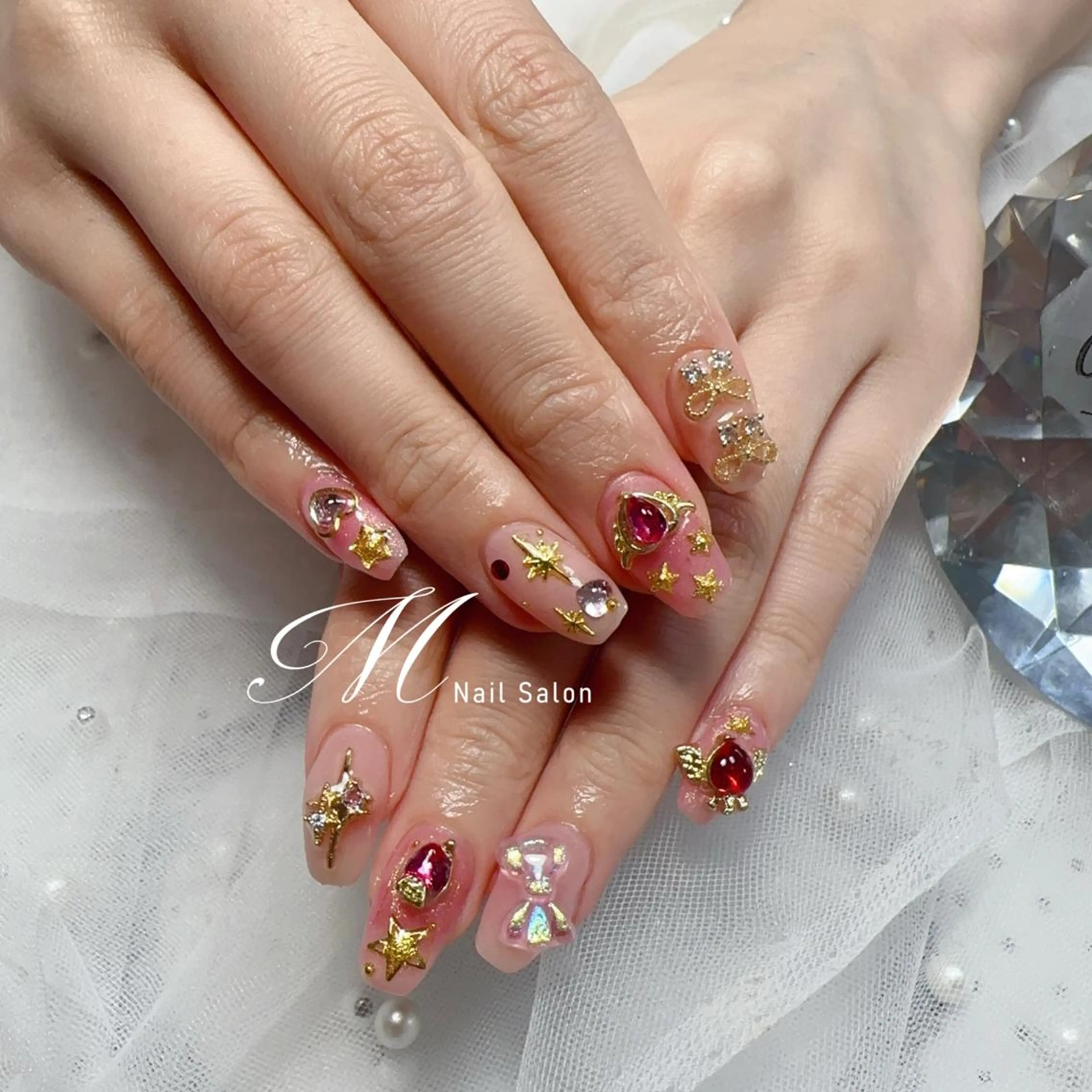 ネイル アートネイル チークネイル フラッシュネイル ハート キラキラネイル MNailパラ取扱店 🦋キャンペーン中✨のネイルデザイン