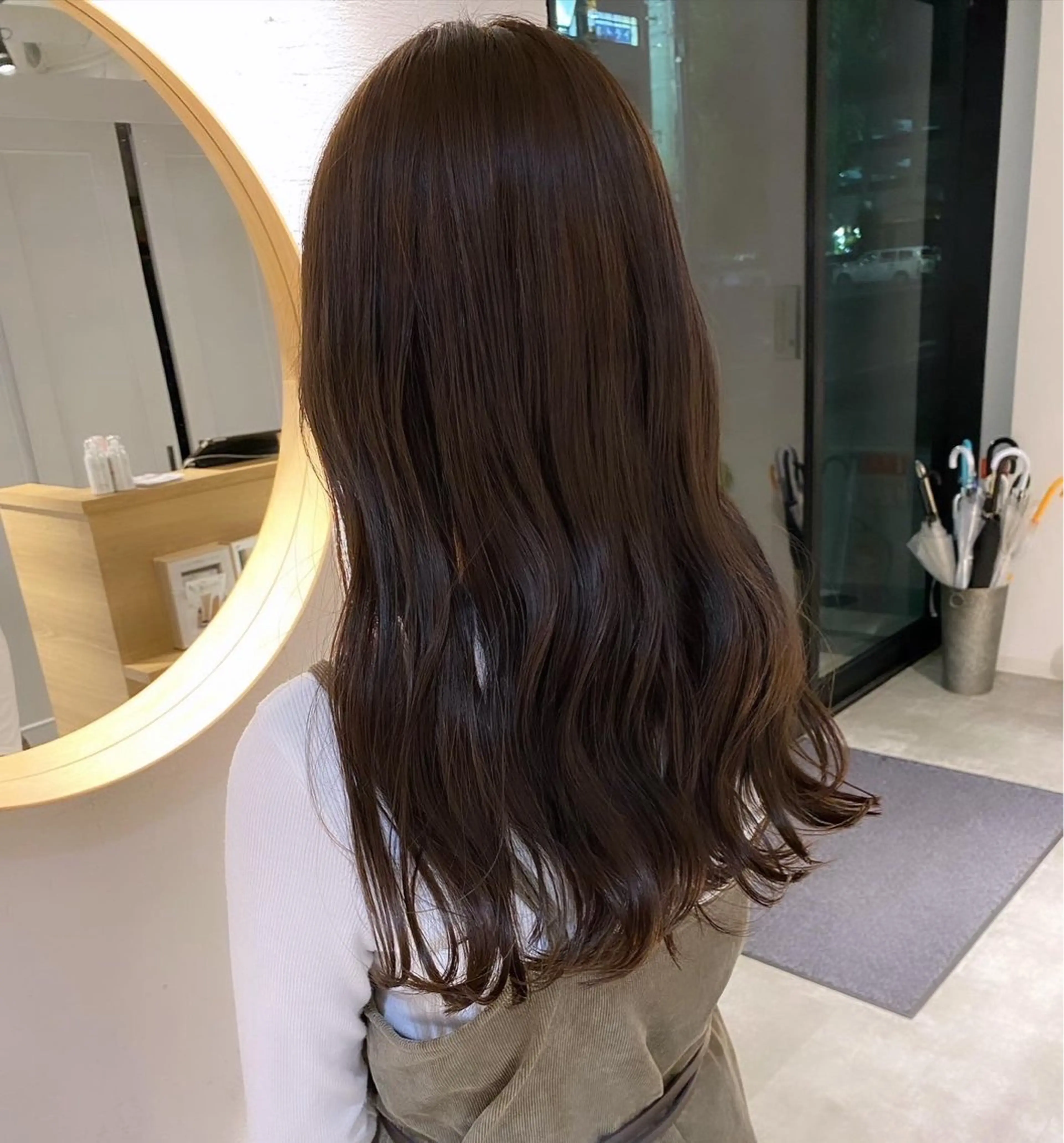 セミロング チョコレートブラウン 髪質改善/艶感カラー 中村吉平のヘアスタイル