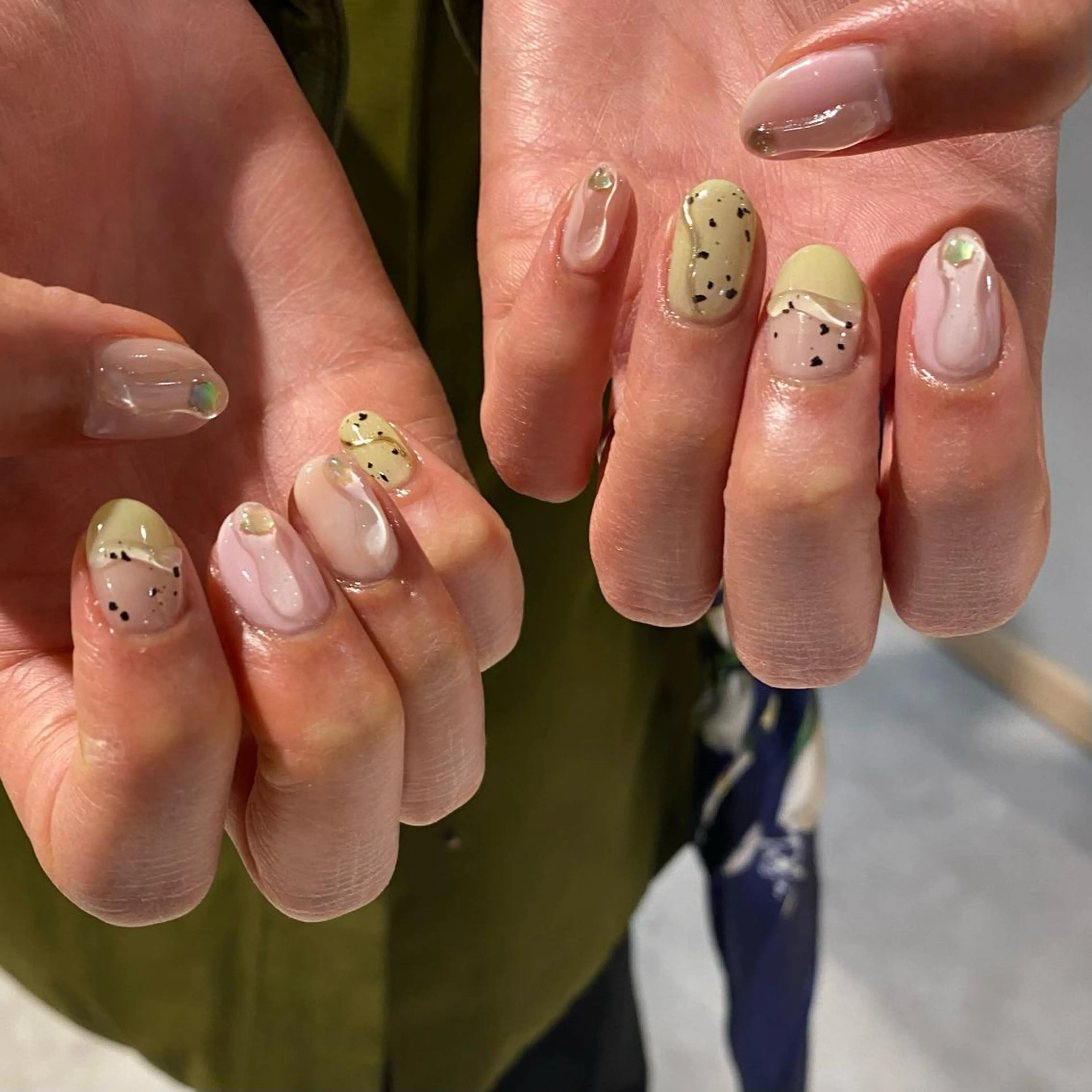 ネイル ニュアンスネイル ハンドネイル RINO AMANE nailのネイルデザイン
