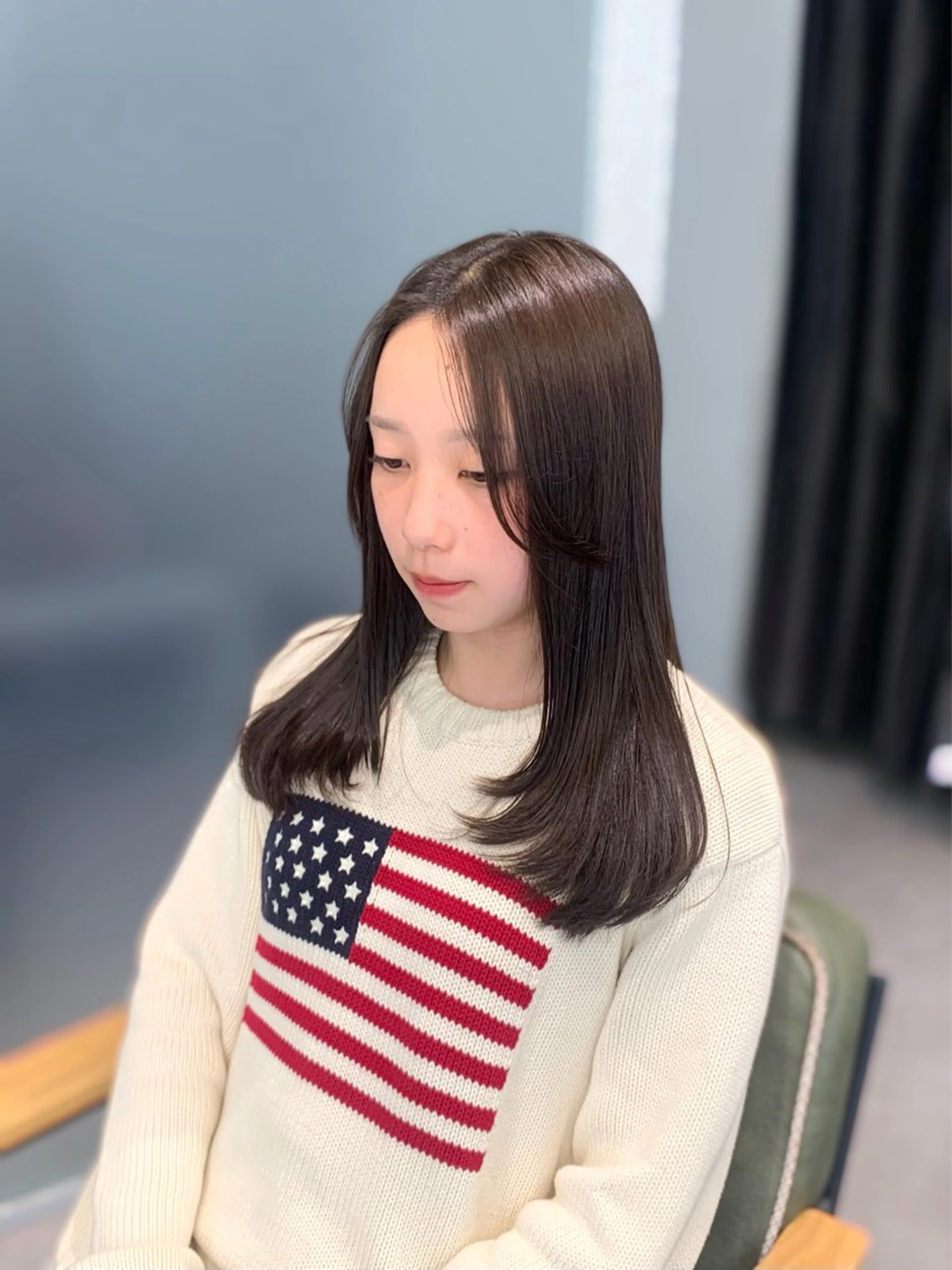 セミロング カット ヘアカラー shes茶屋町アリサ 🎀顔周り×韓国風のヘアスタイル