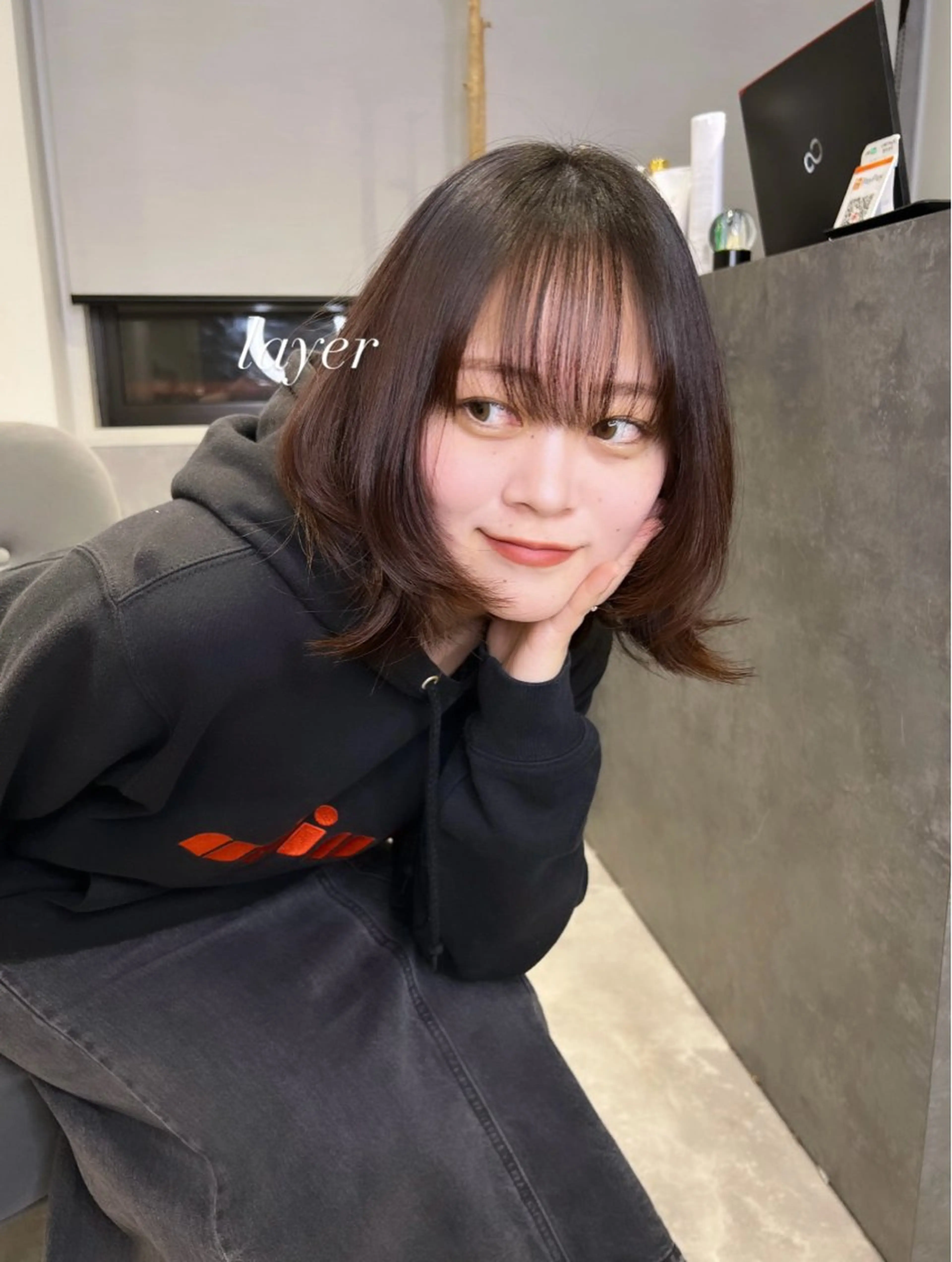 カラー ブリーチ ケアブリーチ TOMONA👑 透明感カラーレイヤーのヘアスタイル