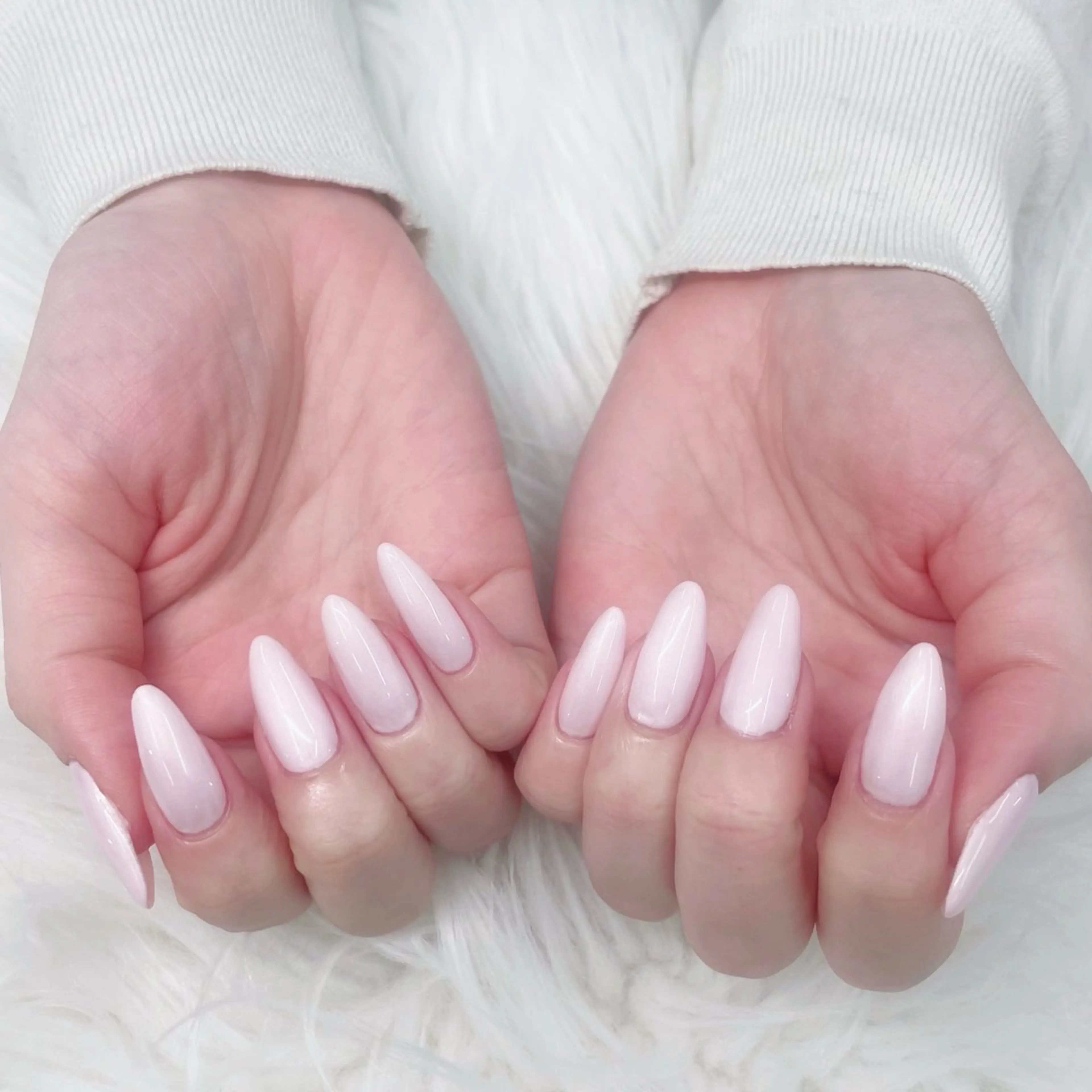 ネイル ワンカラーネイル エリクサーネイル池袋店所属・エリクサーネイル池袋 大槻のネイルデザイン