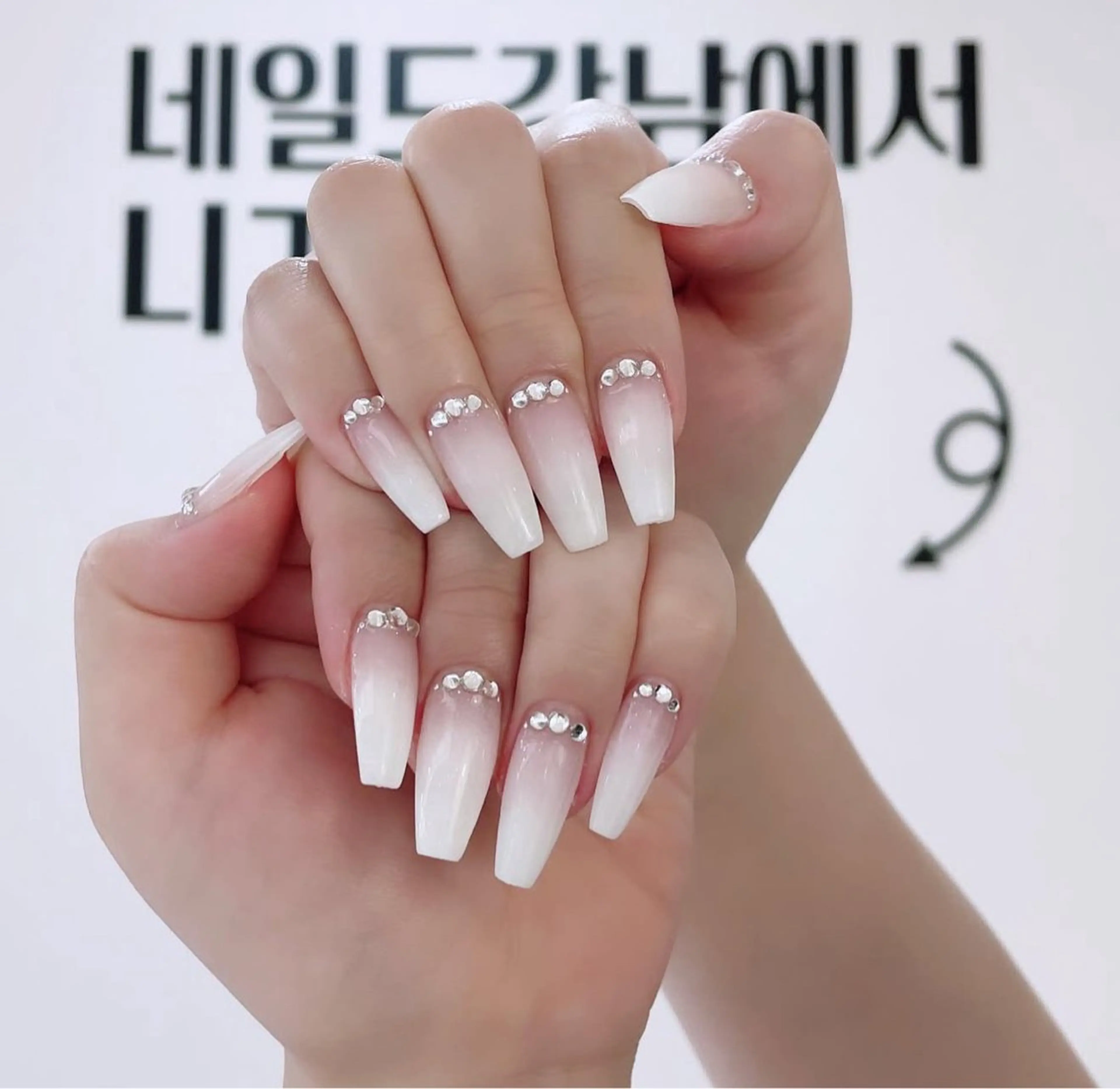 ネイル アートネイル ジェルネイル ネイルチップ ハンドネイル Rin Rin TA Nailのネイルデザイン