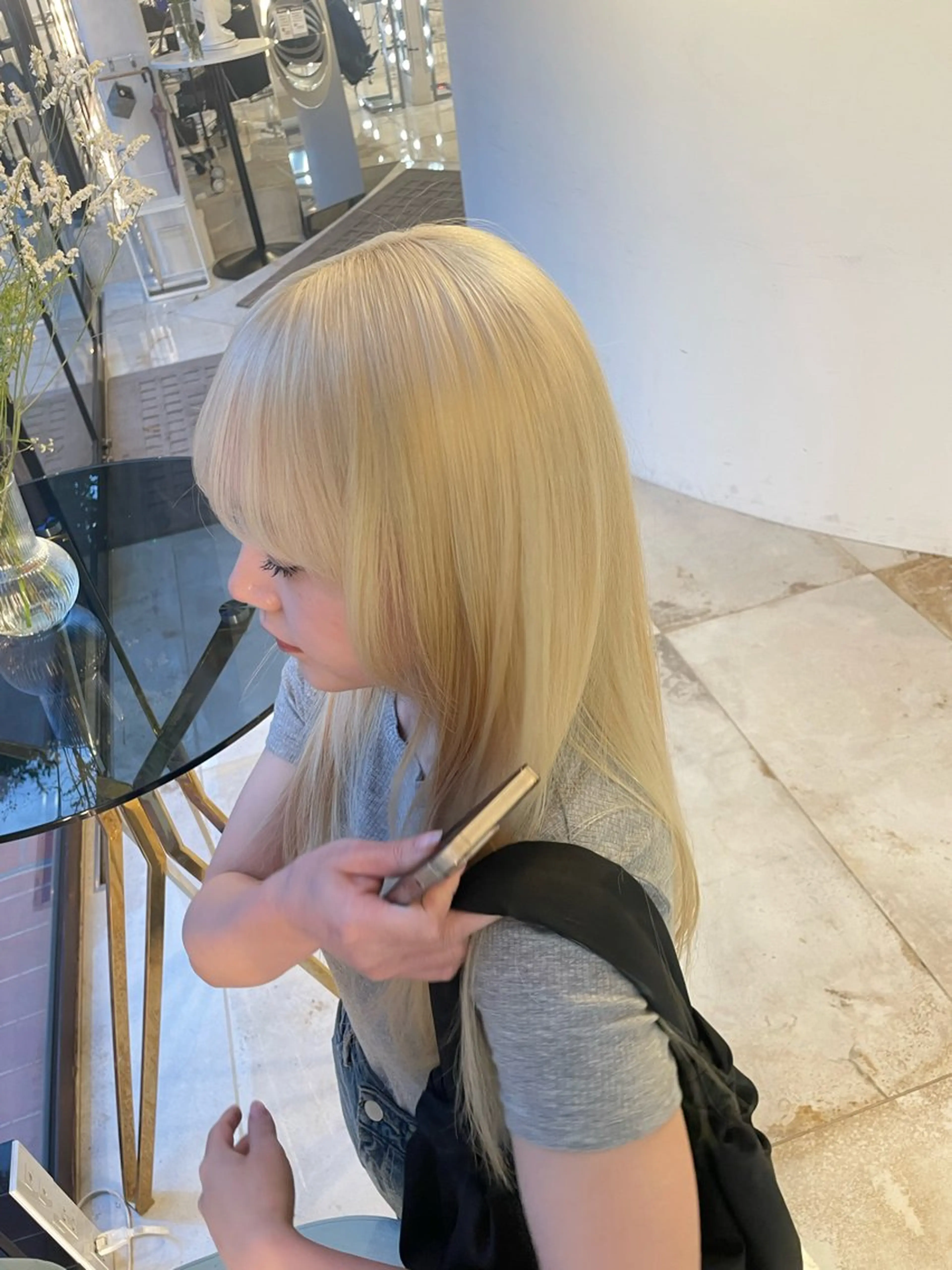 ロング カラー ブロンド ホワイトブロンド MIRROR eyelashes eyebrows所属・ユウナ ︎︎‪ MIRRORのマツエク・マツパデザイン