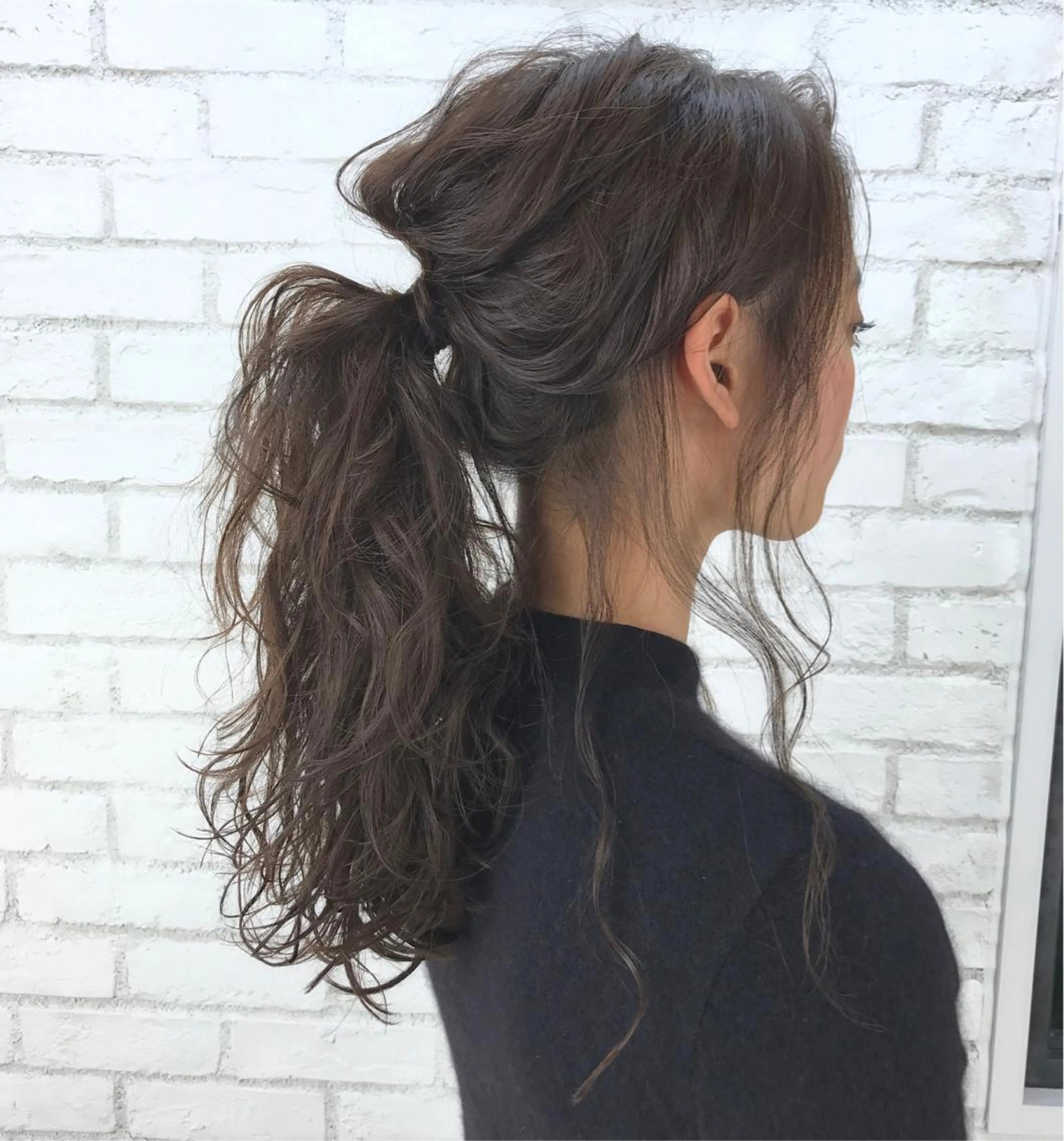 ミディアム TOMOYAレイヤー ブリーチ縮毛矯正のヘアスタイル