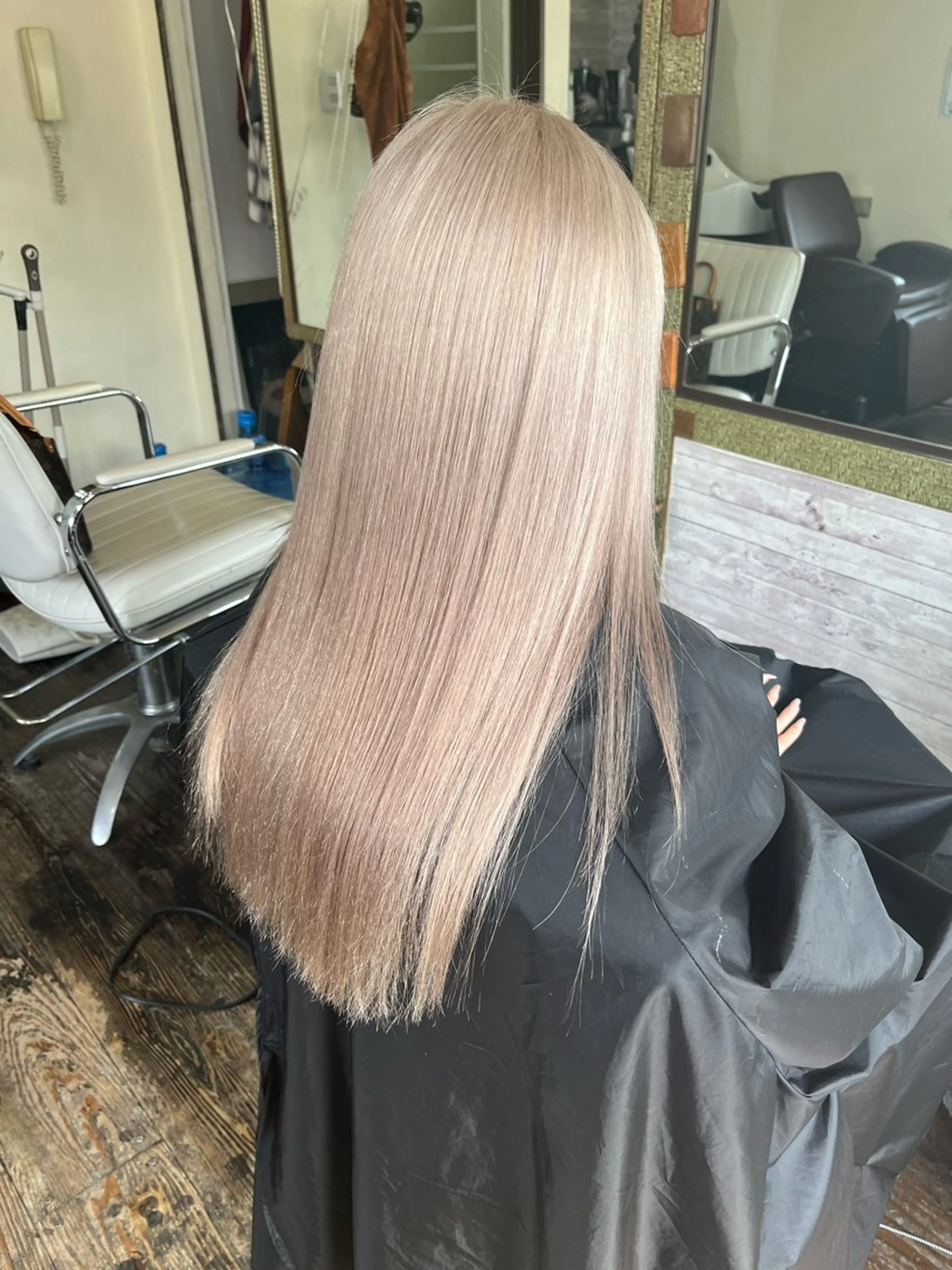 カラー ヘアカラー 渡辺 健太のヘアスタイル