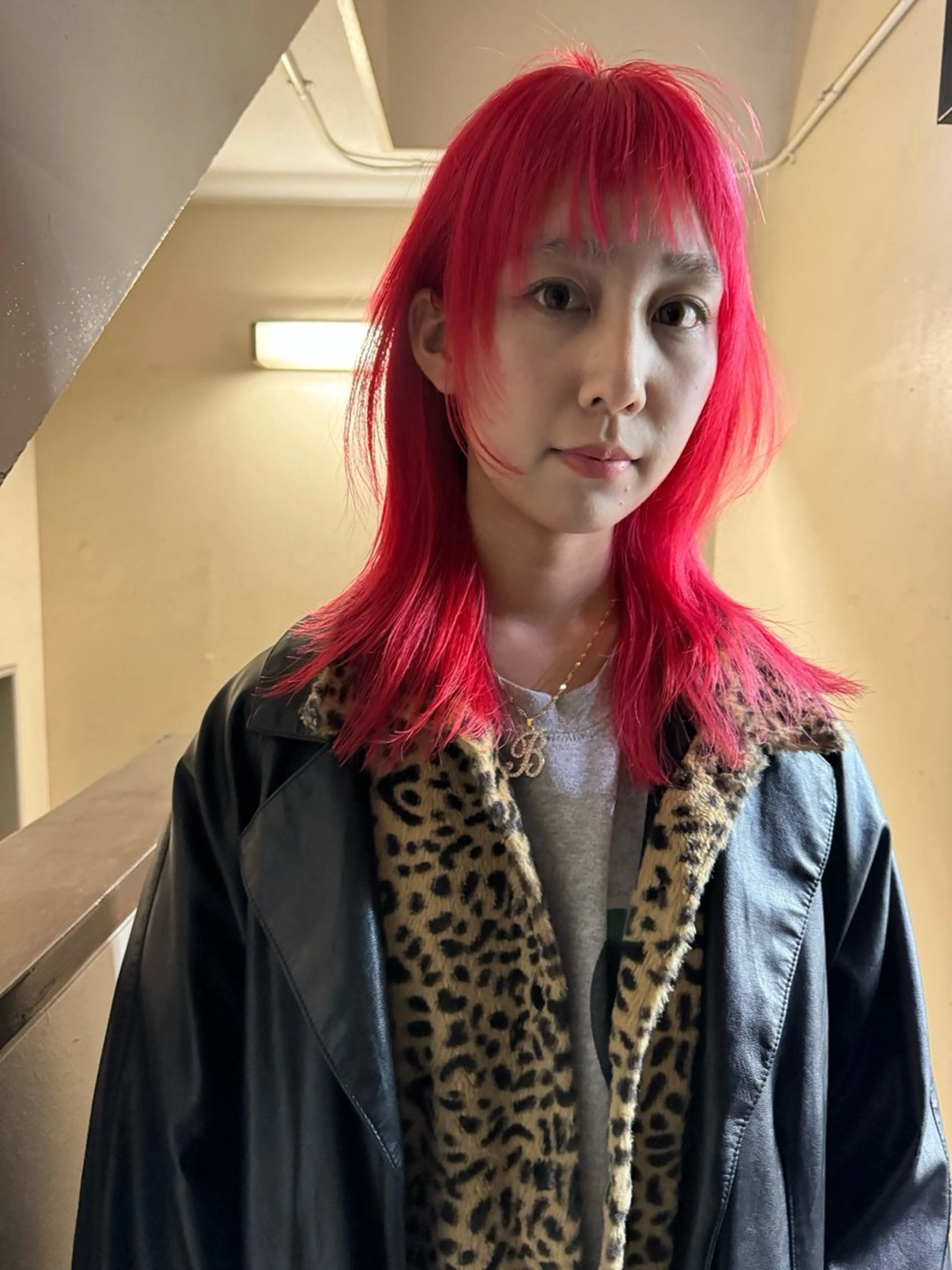 ミディアム カラー ヘアアレンジ カット ヘアカラー トリートメント 丸山渉/パーマ エフェクトブリーチのヘアスタイル