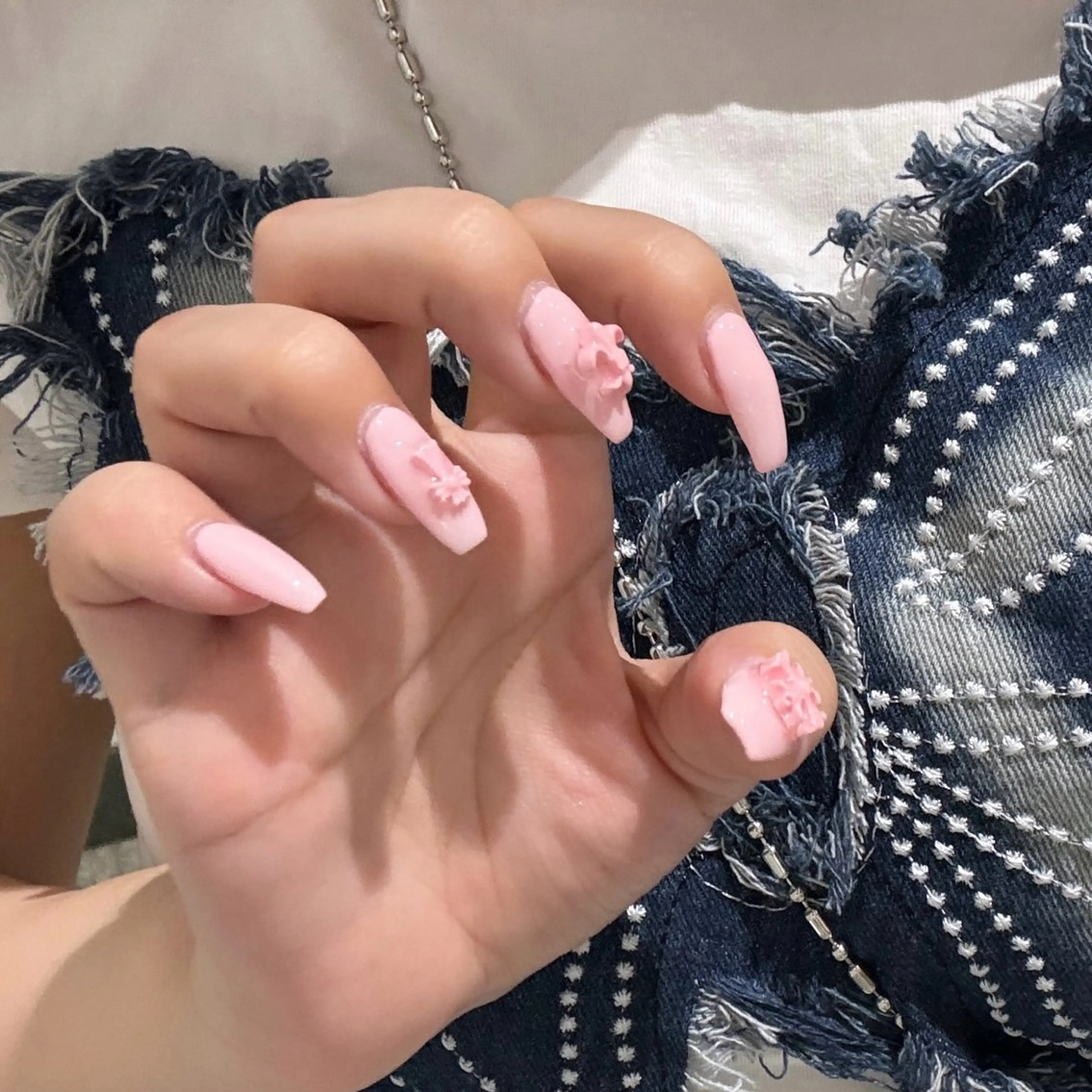 ネイル ハンドネイル フットネイル nail salon minuitのマツエク・マツパデザイン