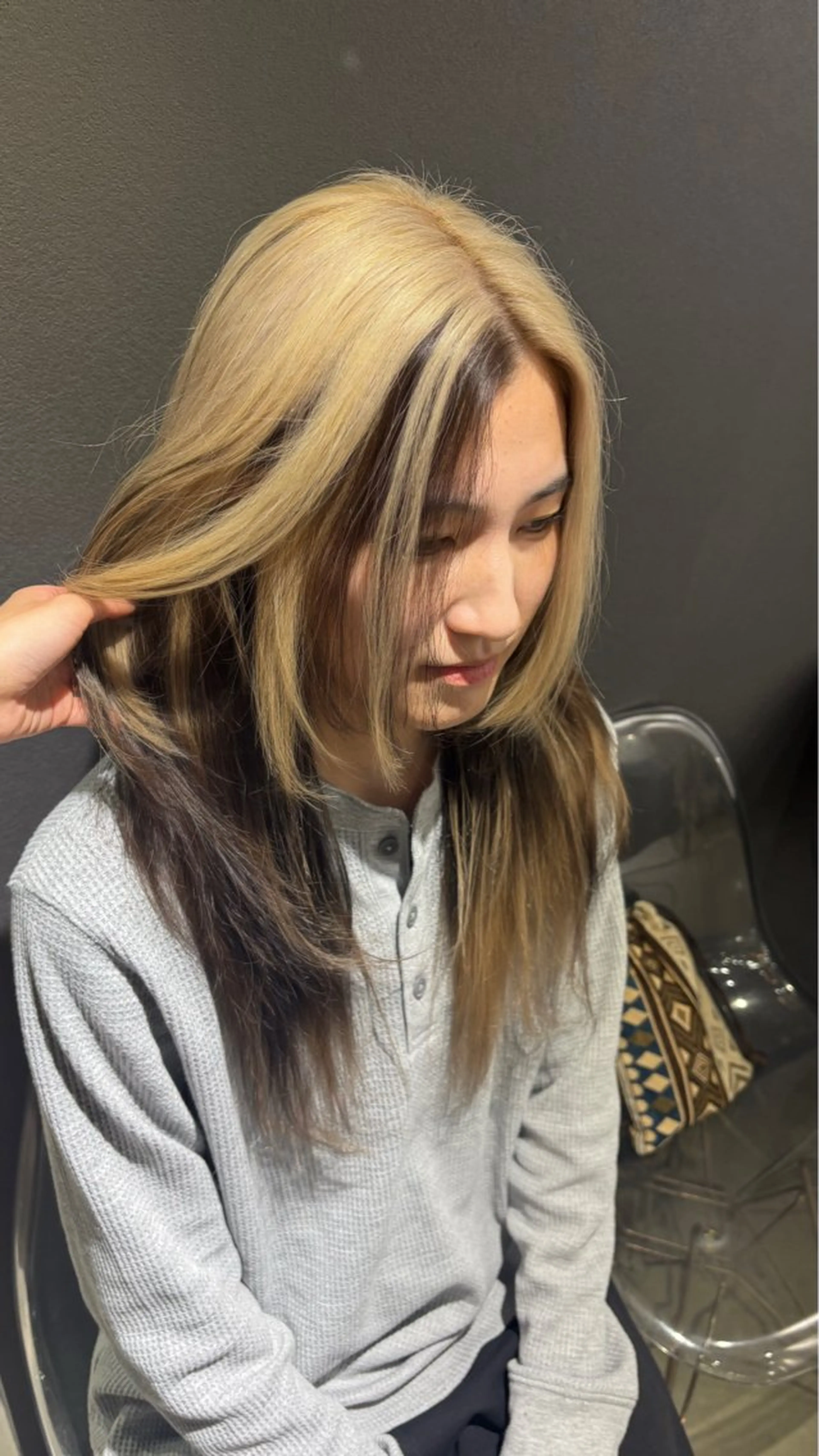 ロング カラー デザインカラー ヘアカラー デザインカラー/ハイ トーン/konomiのヘアスタイル