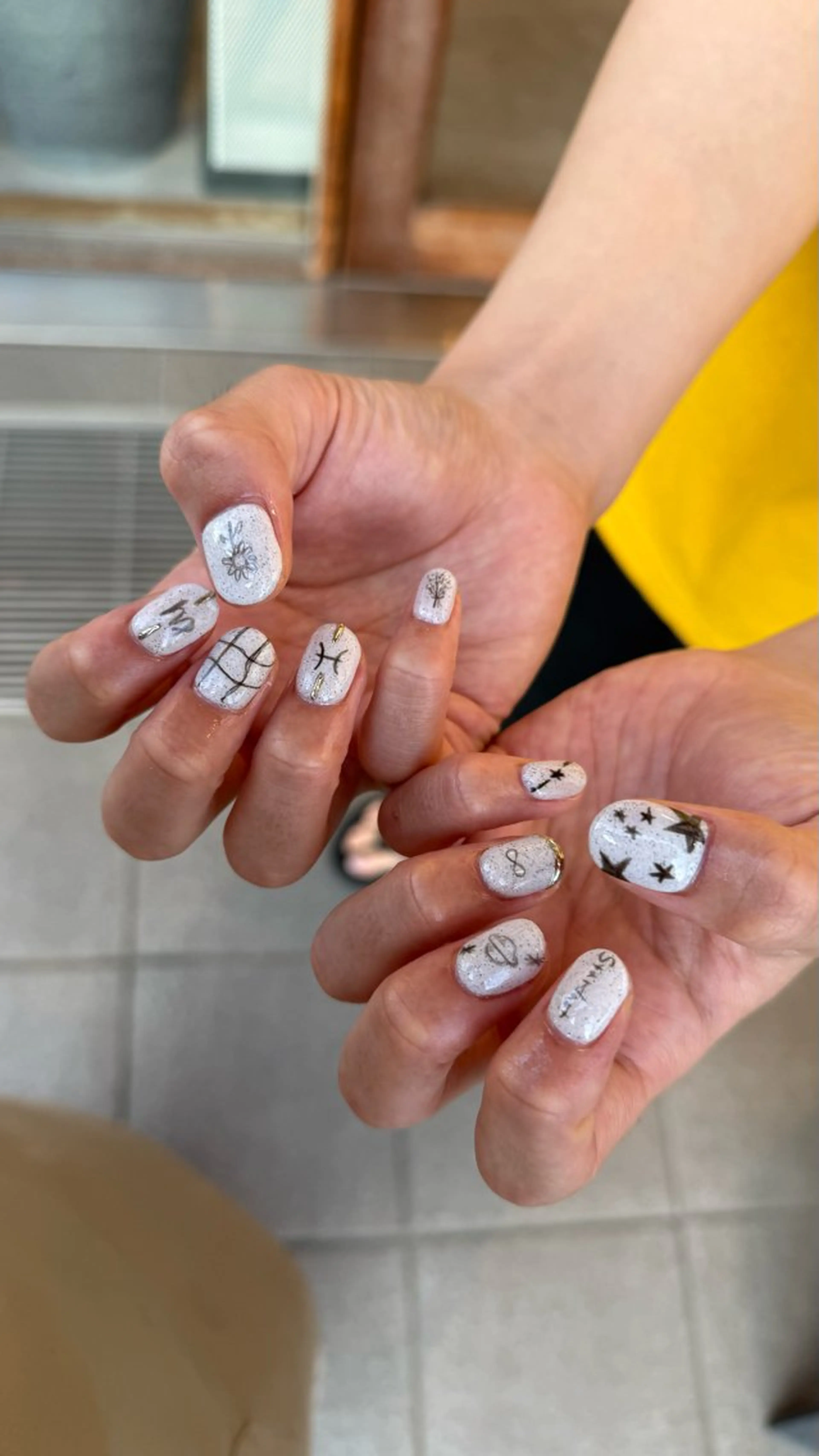 ネイル ハンドネイル nailscue hinonのネイルデザイン