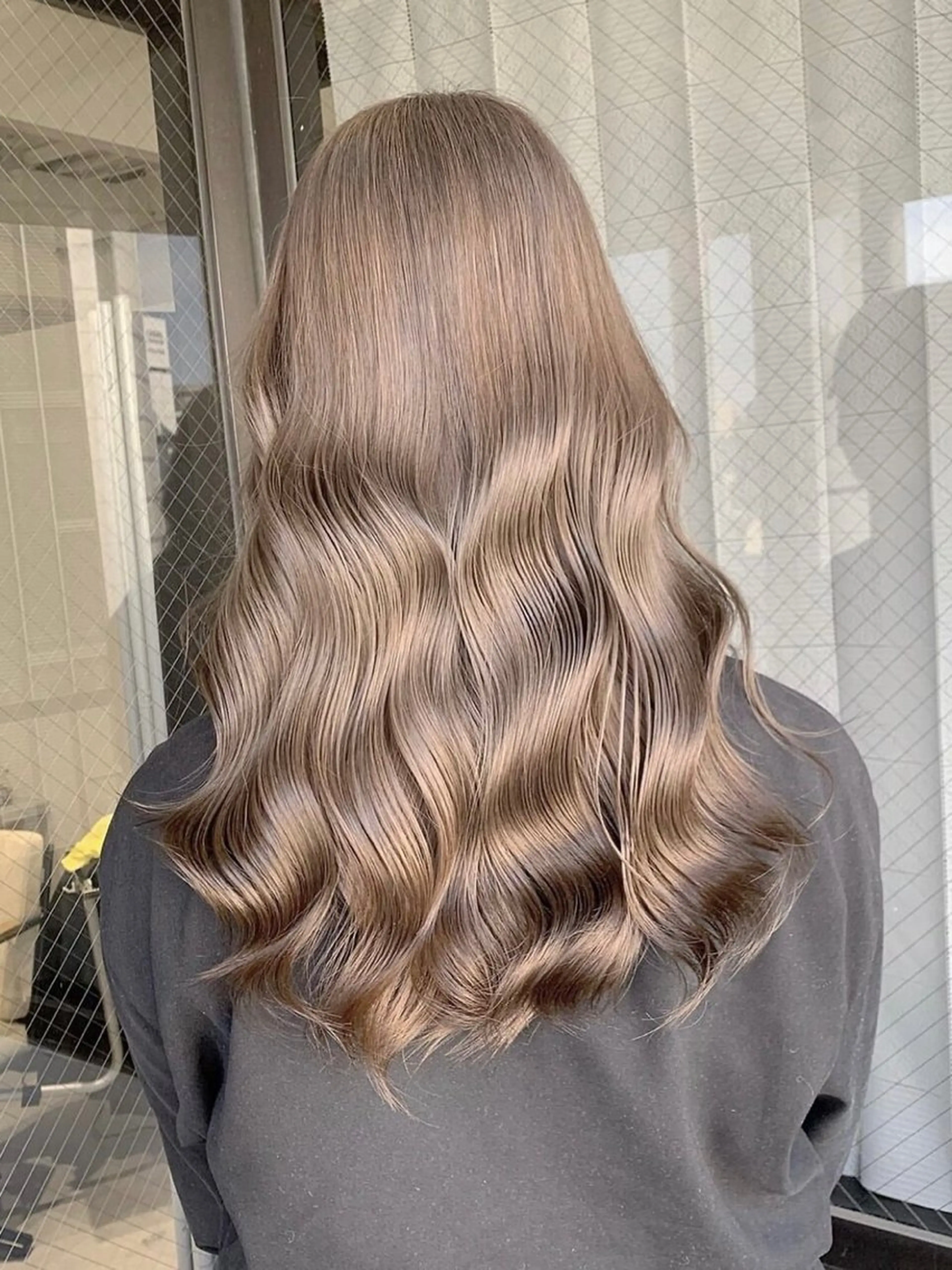ロング カラー パーマ ヘアアレンジ キッズ アディクシーカラー バレイヤージュ ベージュカラー 黒髪 ブリーチ メンズカット✂️ ¥2,200〜*土田のヘアスタイル