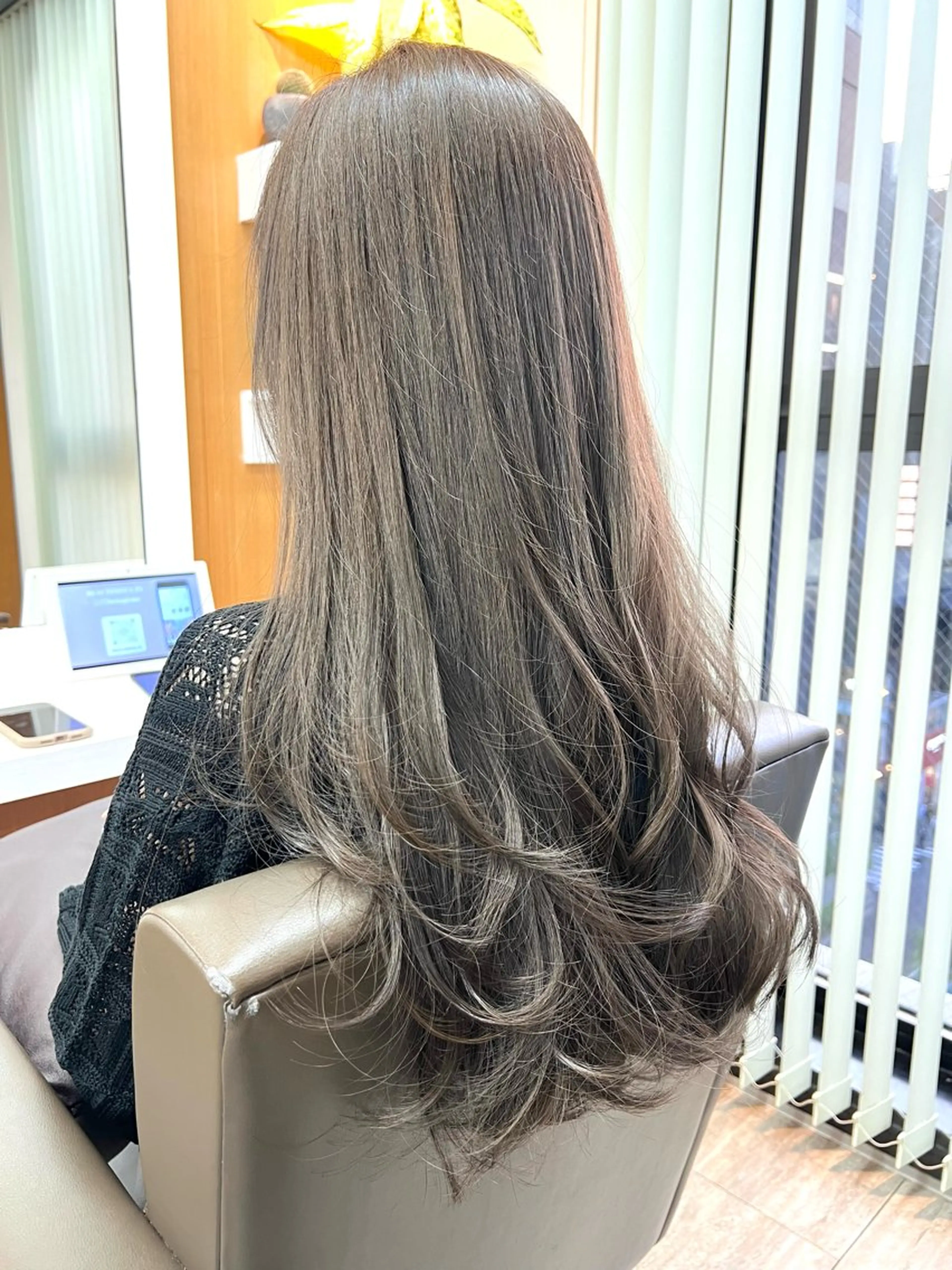 ロング カラー カット ヘアカラー トリートメント 透明感カラー ゆうだいのヘアスタイル