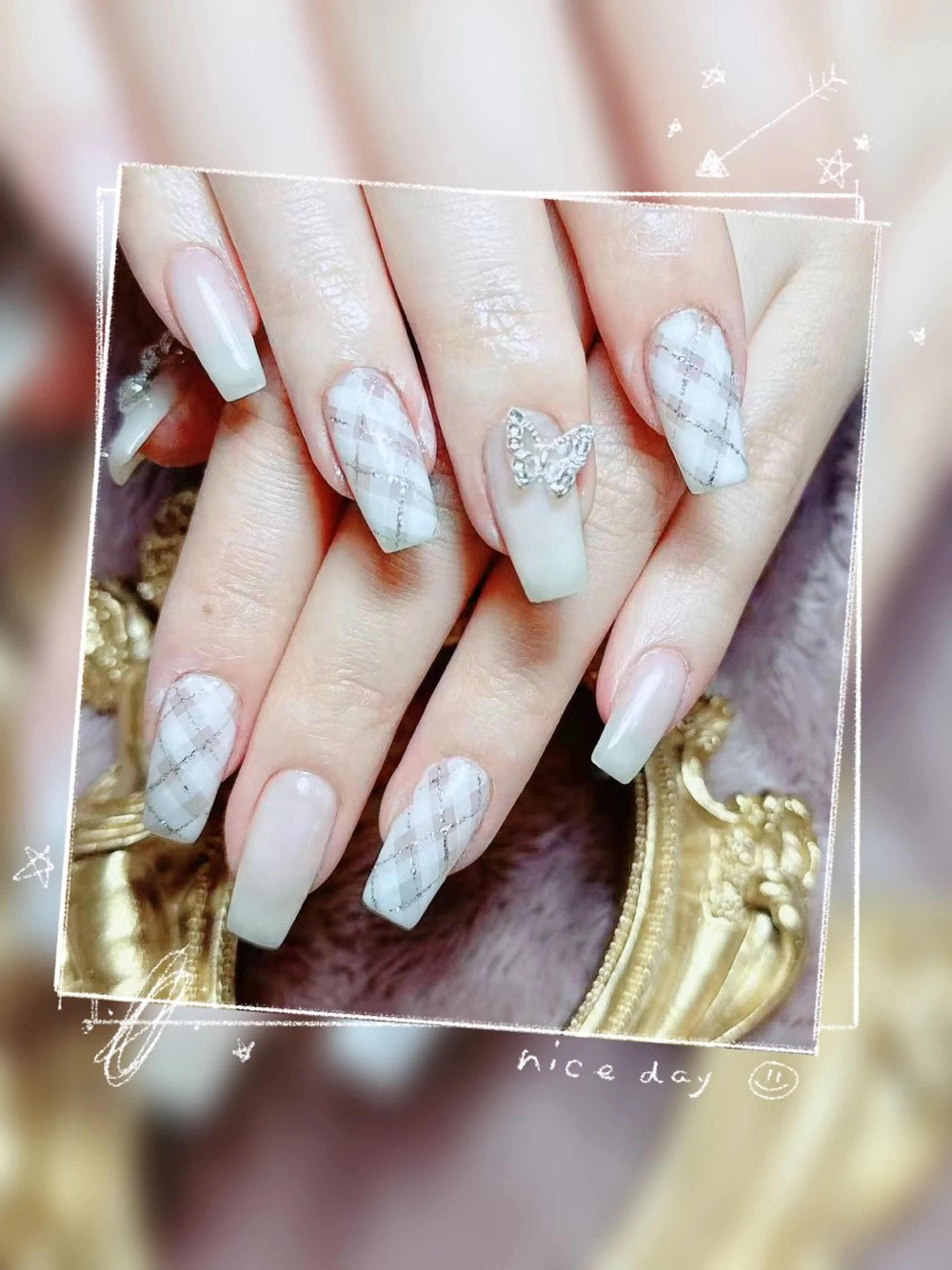 ネイル ハンドネイル AngelChris ビューティーサロンのマツエク・マツパデザイン