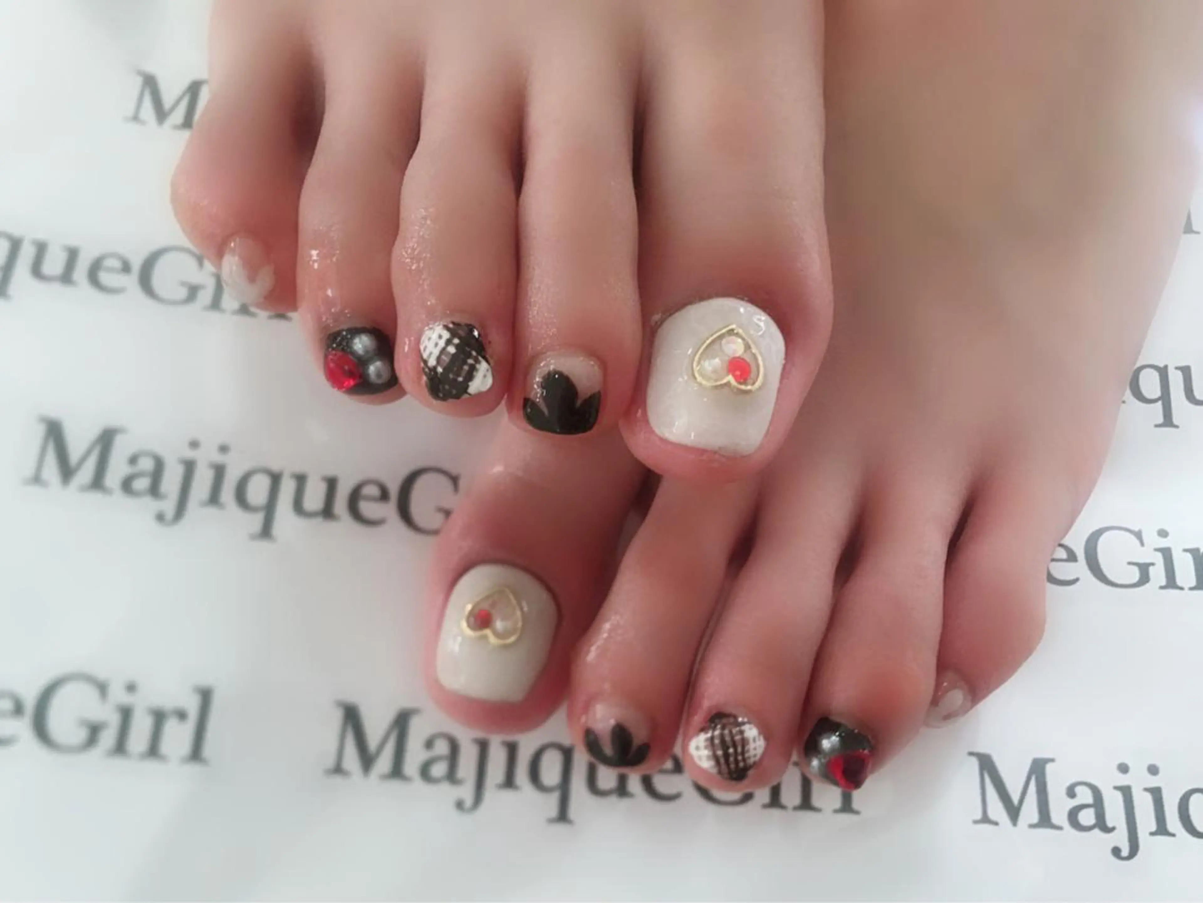 ネイル フットネイル 🌸Nail&Eye KAKU🌸のネイルデザイン