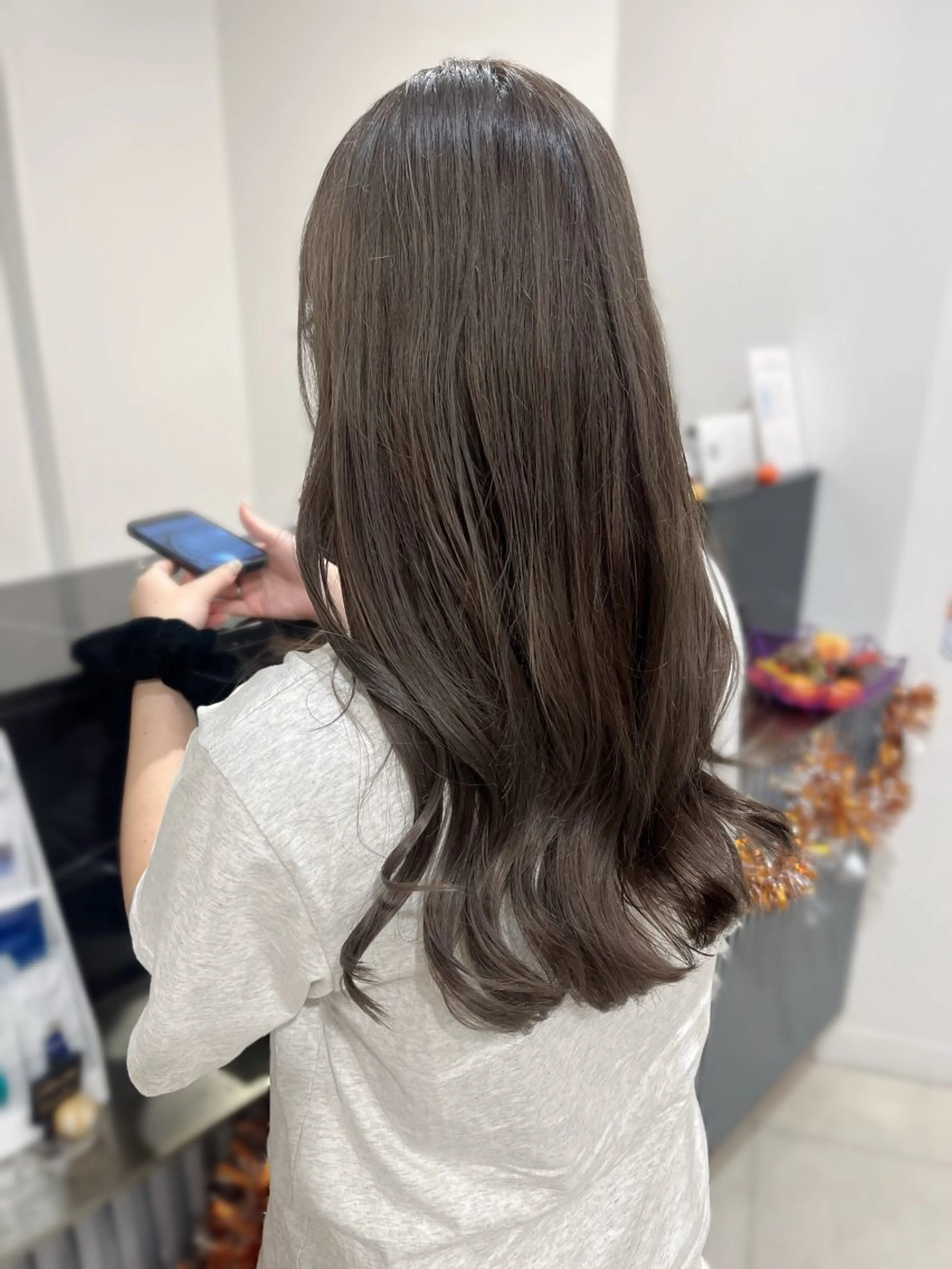 カラー ブルーカラー 透明感カラー ダブルカラー グレージュ ラベンダーカラー RENA 大人ガーリー🎀のヘアスタイル