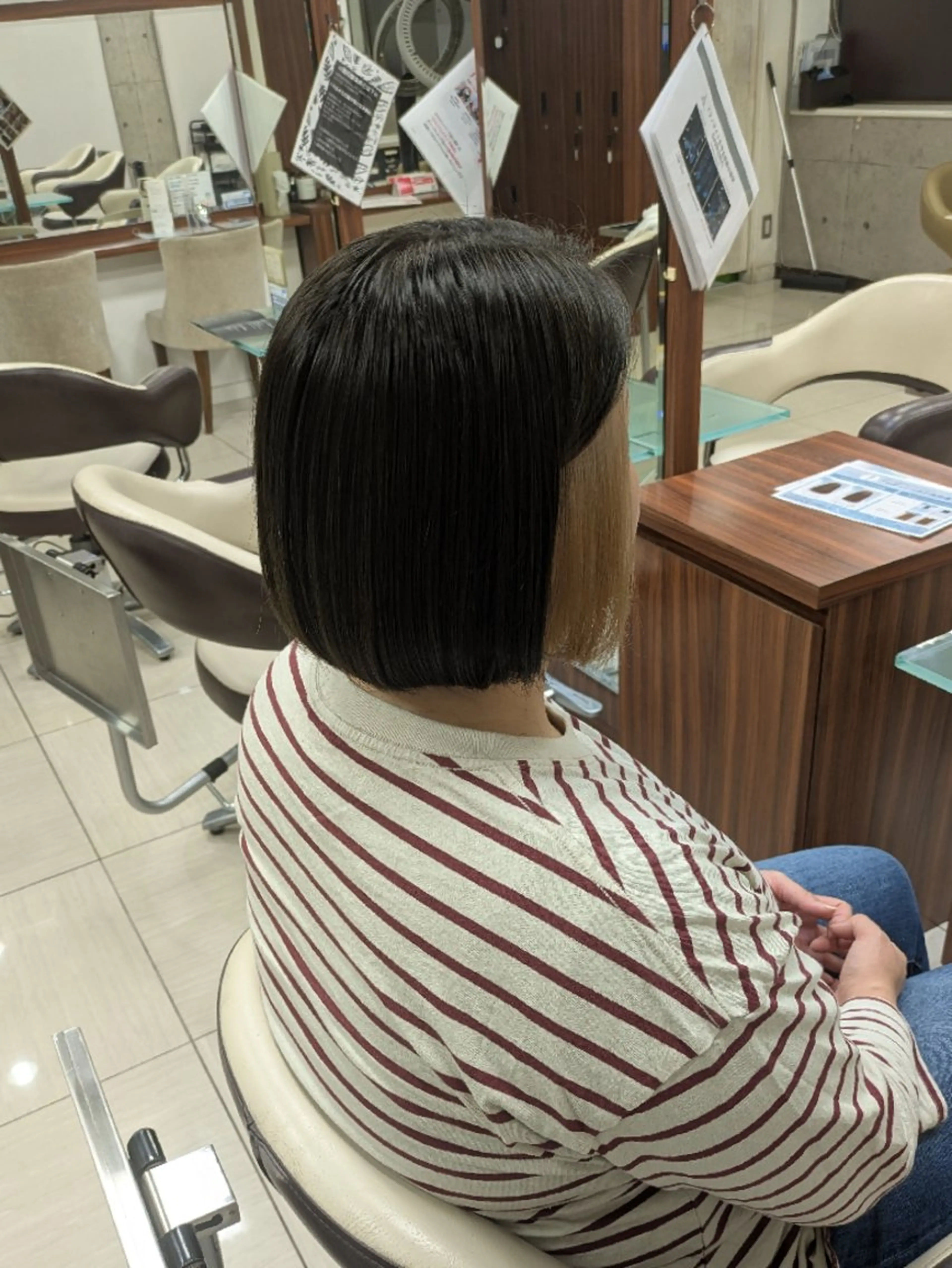 ヘアカラー 小林 凜のヘアスタイル