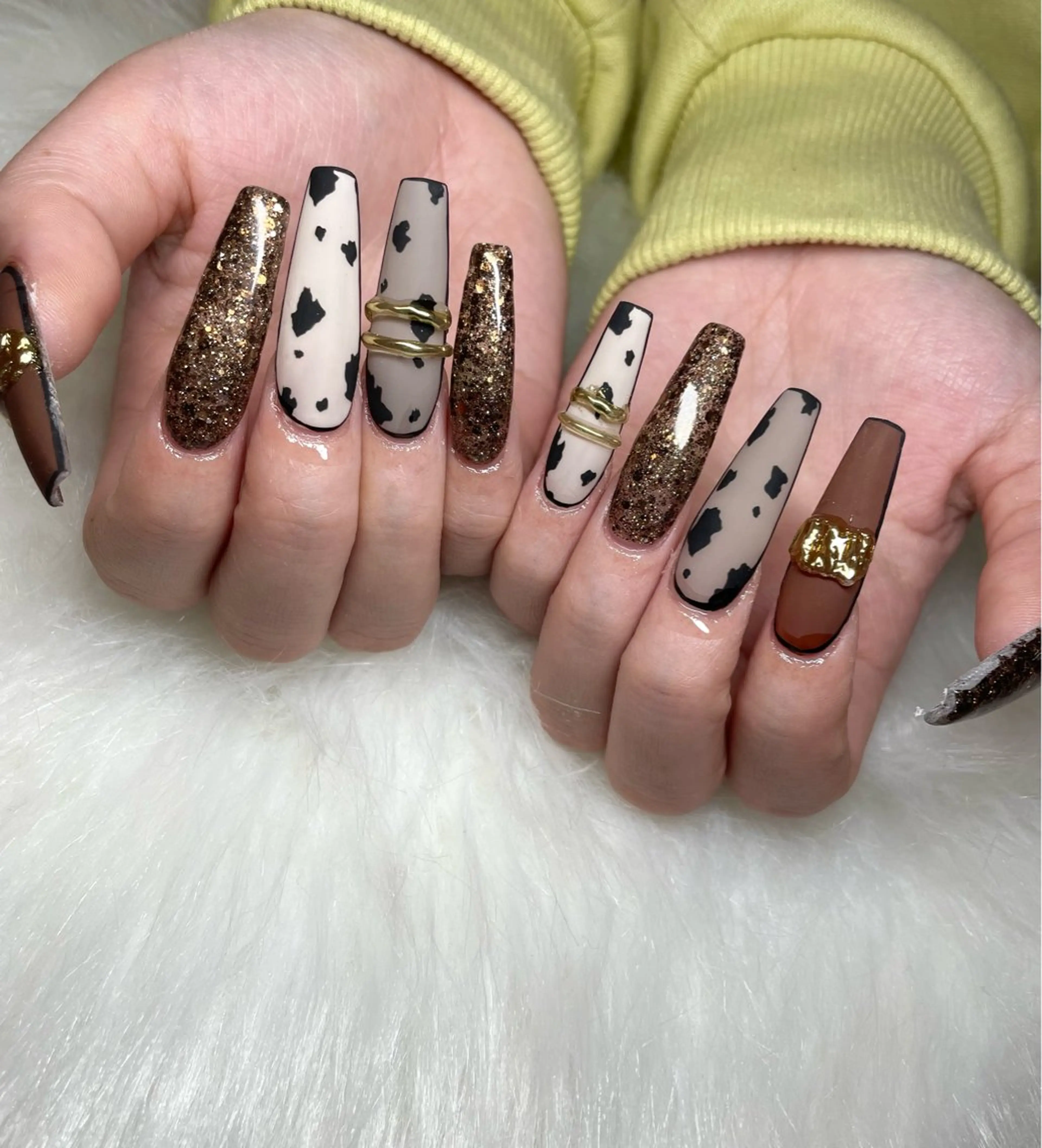 ネイル アニマル柄 成人式 フットネイル フレンチネイル ジェルネイル ハンドネイル nail salon fee（フィー）のネイルデザイン