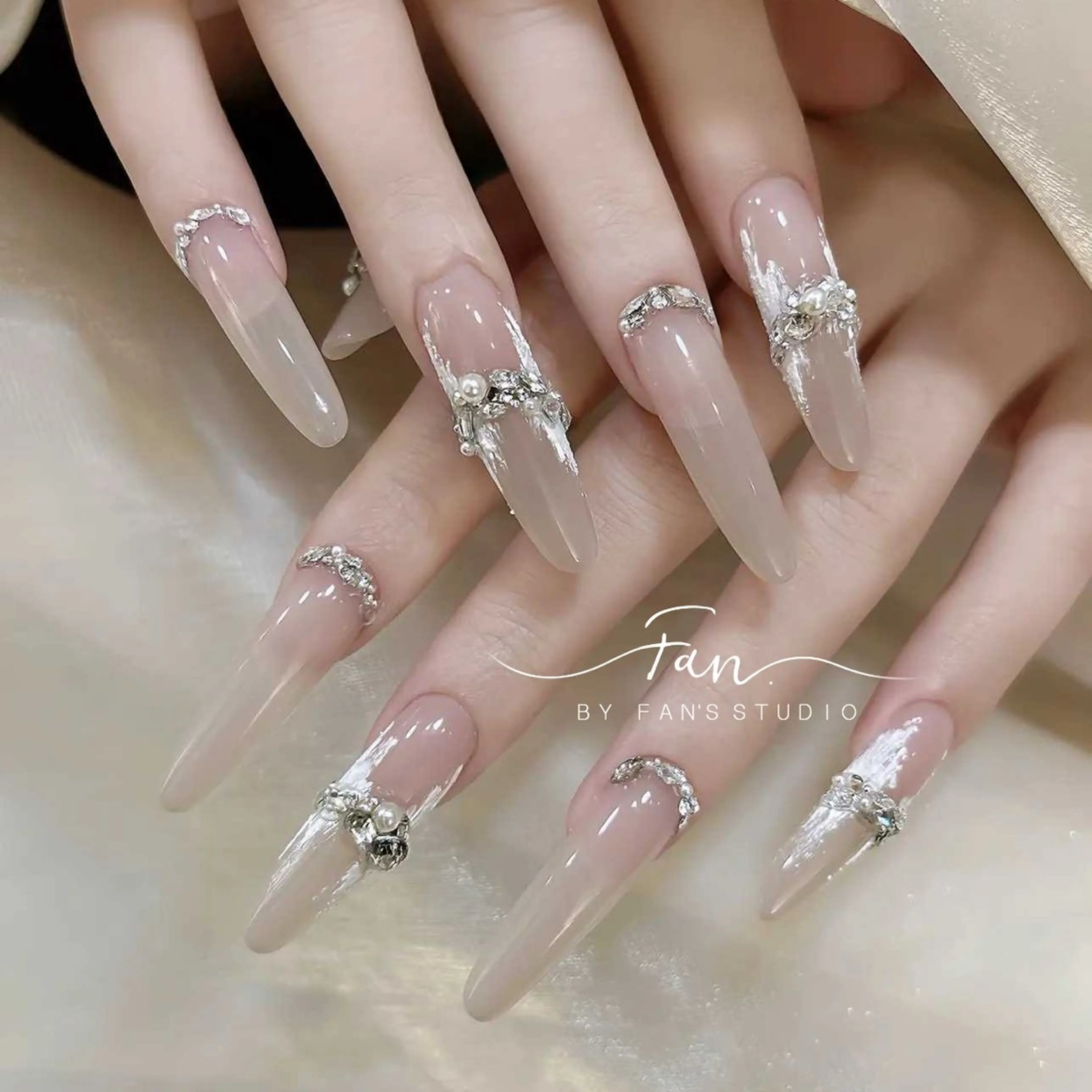 ネイル ハンドネイル 🌻FAN'S STUDIO池袋🌻のネイルデザイン