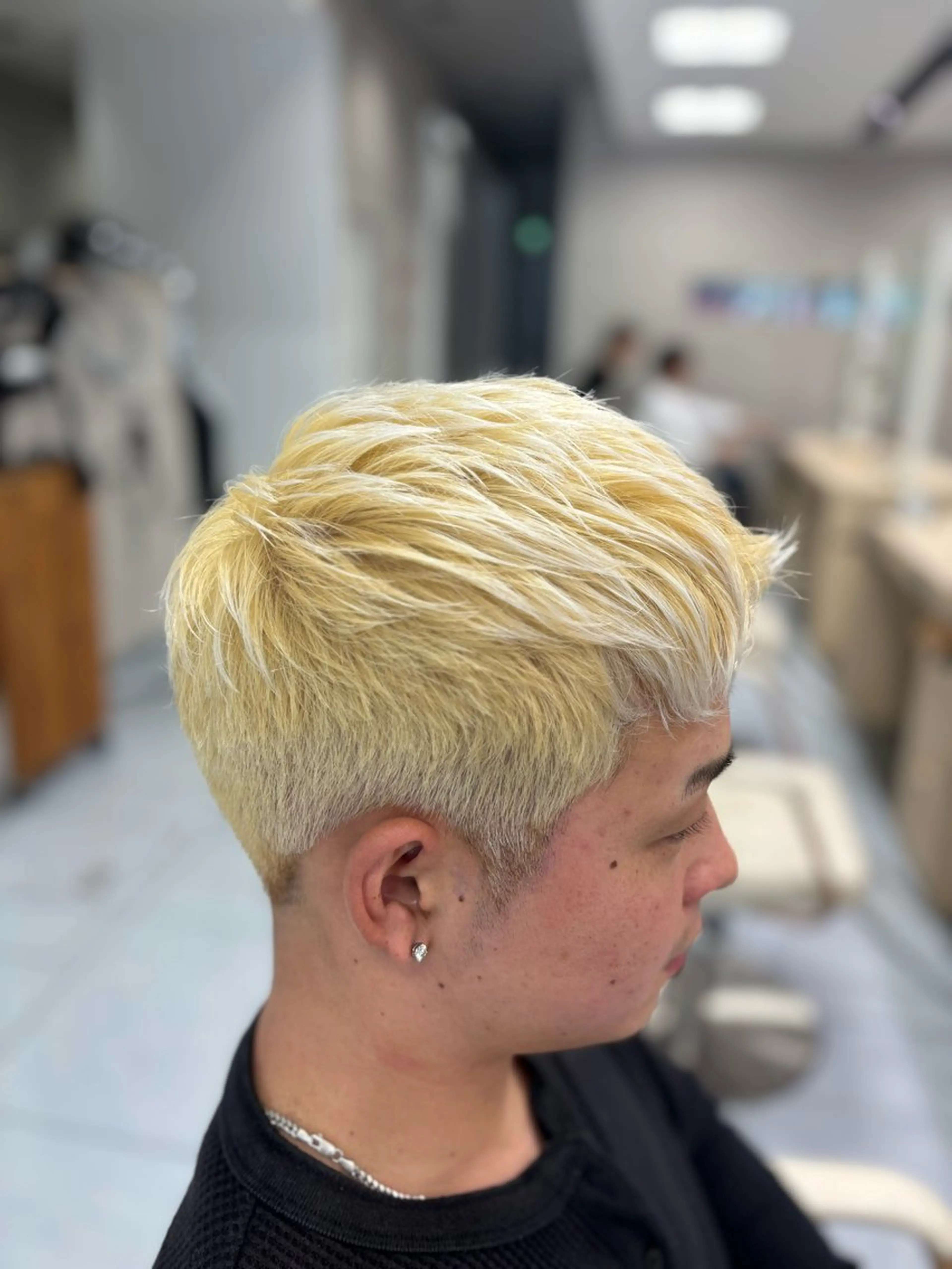 ショート カラー メンズ ヘアカラー メンズ特化透明感 ブリーチカラー/りんのヘアスタイル