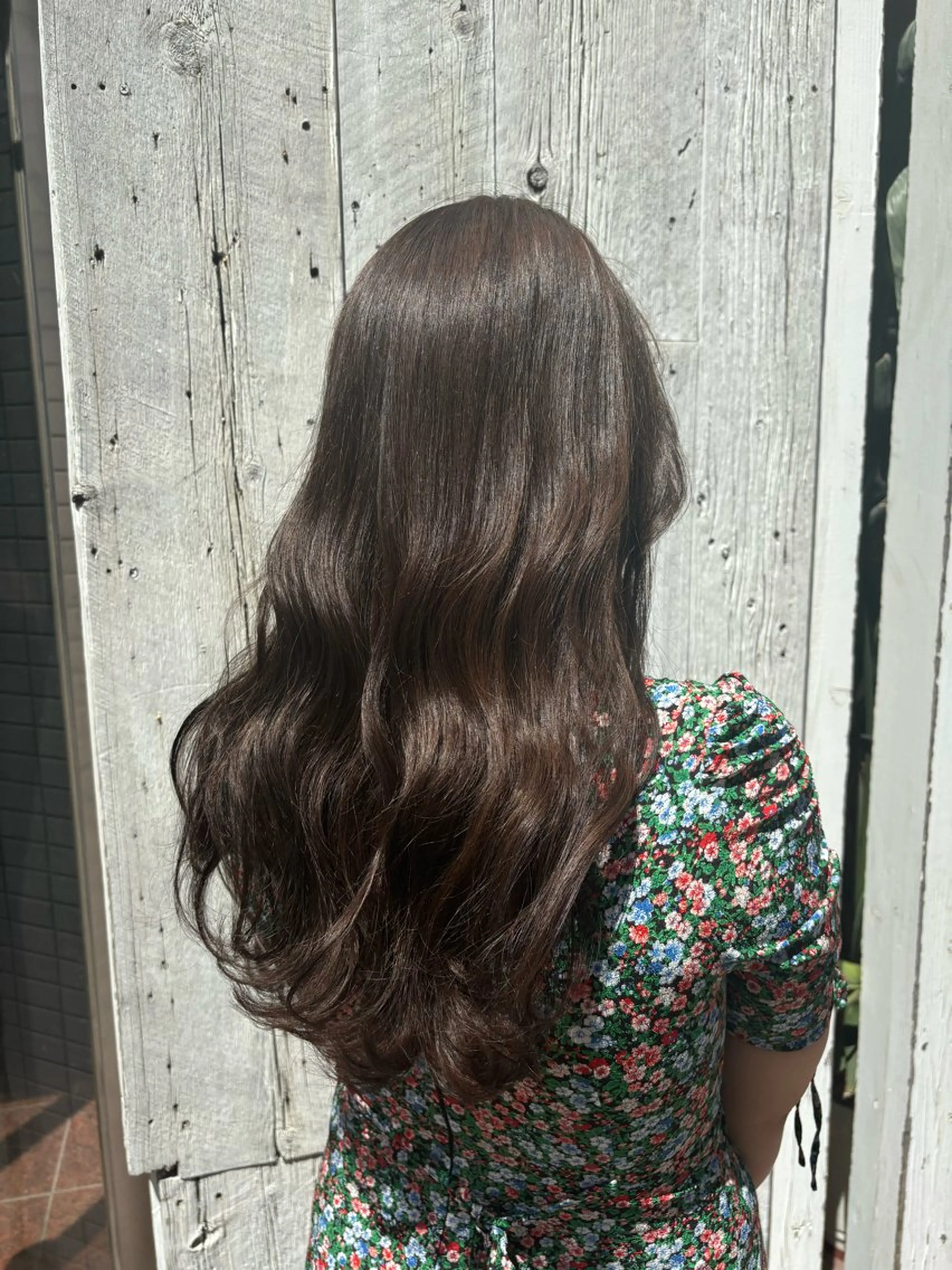 ロング ブリーチ予約率90% 以上✨森山陽向のヘアスタイル