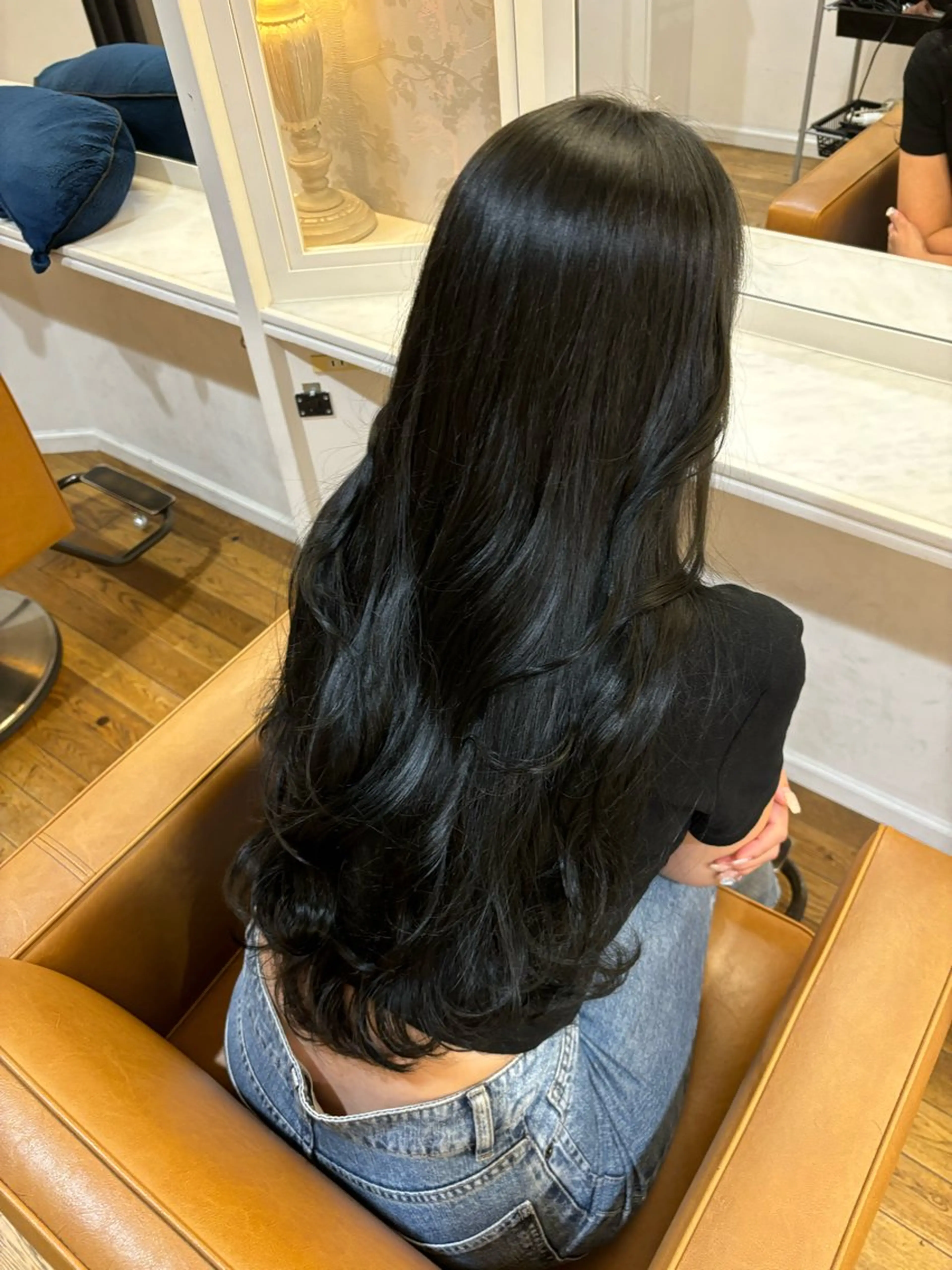 ロング カラー 栗林 茉那のヘアスタイル