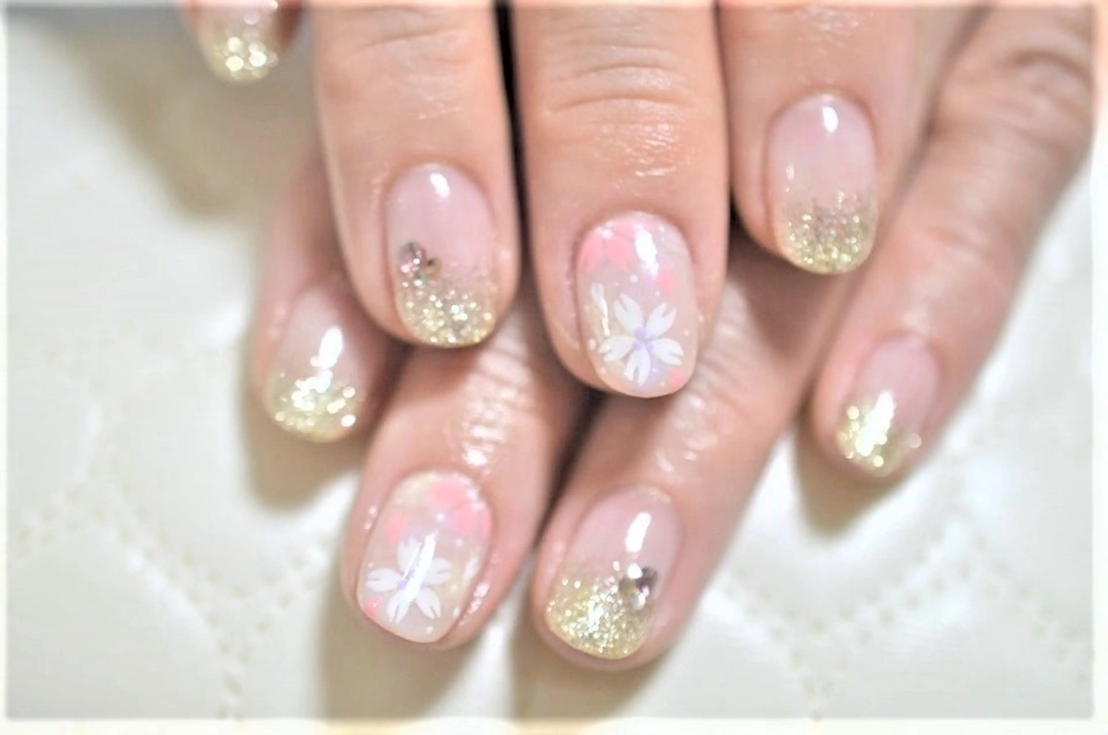 ネイル ドット ジェルネイル オフィスネイル パラジェル nail Haniel所属・半蔵門サロンハニエル 魅神 ちよのネイルデザイン