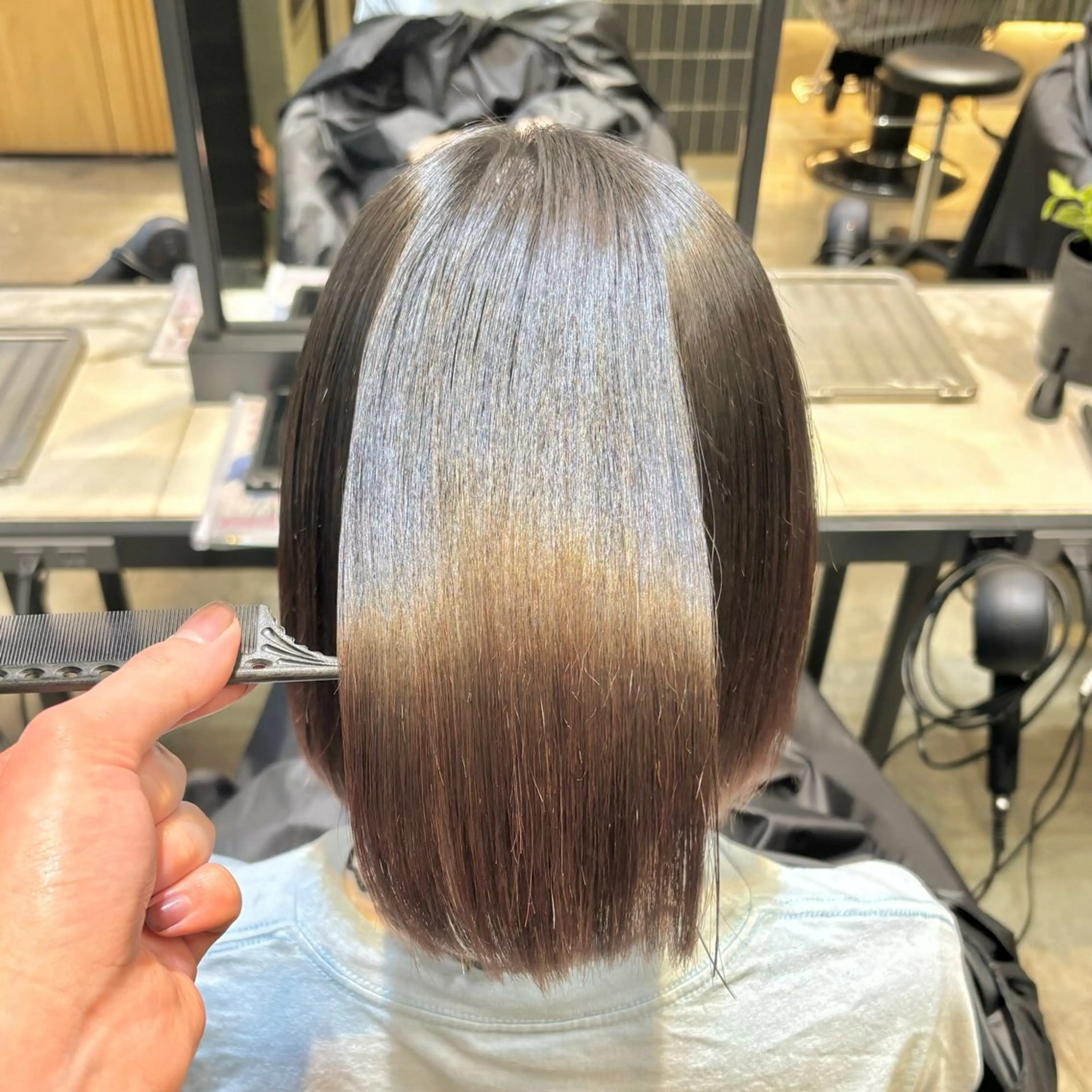 ミディアム カット ヘアカラー 縮毛矯正 トリートメント ✵髪質改善 レイヤー 佐藤琉好✵のヘアスタイル