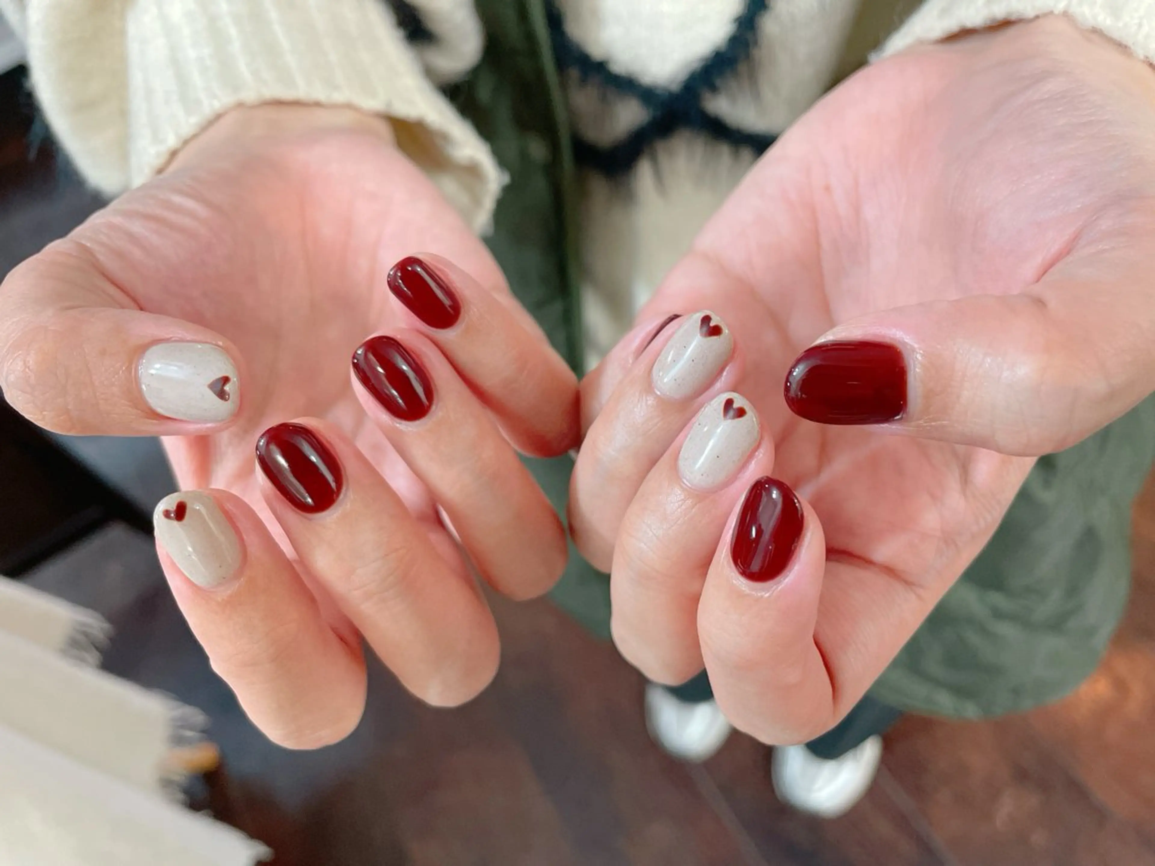 ネイル ジェルネイル ニュアンスネイル パラジェル 冬ネイル ハンドネイル nailroom  OHANA所属・nailroom OHANA🌴のネイルデザイン