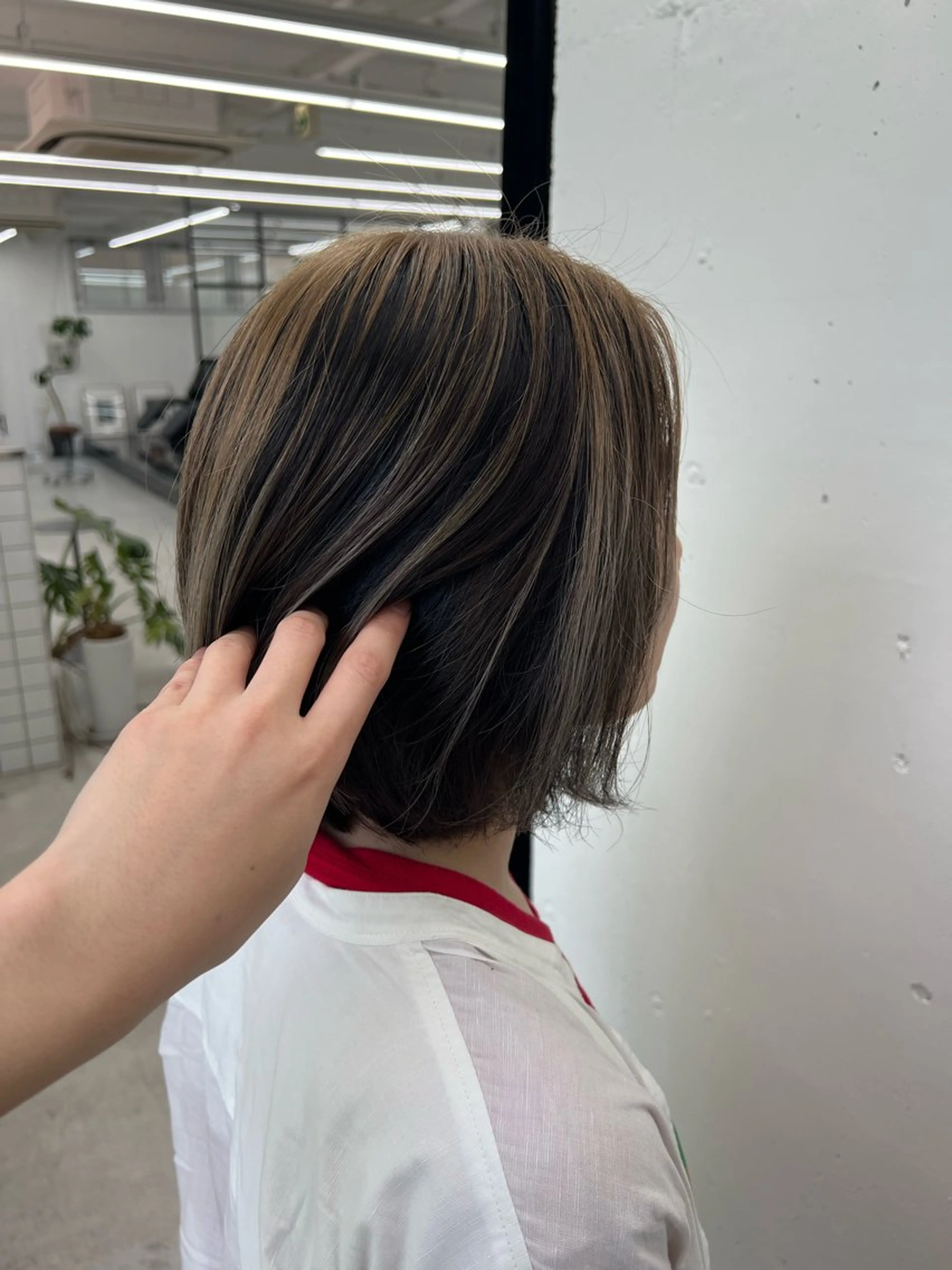 ミディアム カラー ベージュカラー ブリーチ ヘアカラー トリートメント あすか JILLSTUDIOのヘアスタイル