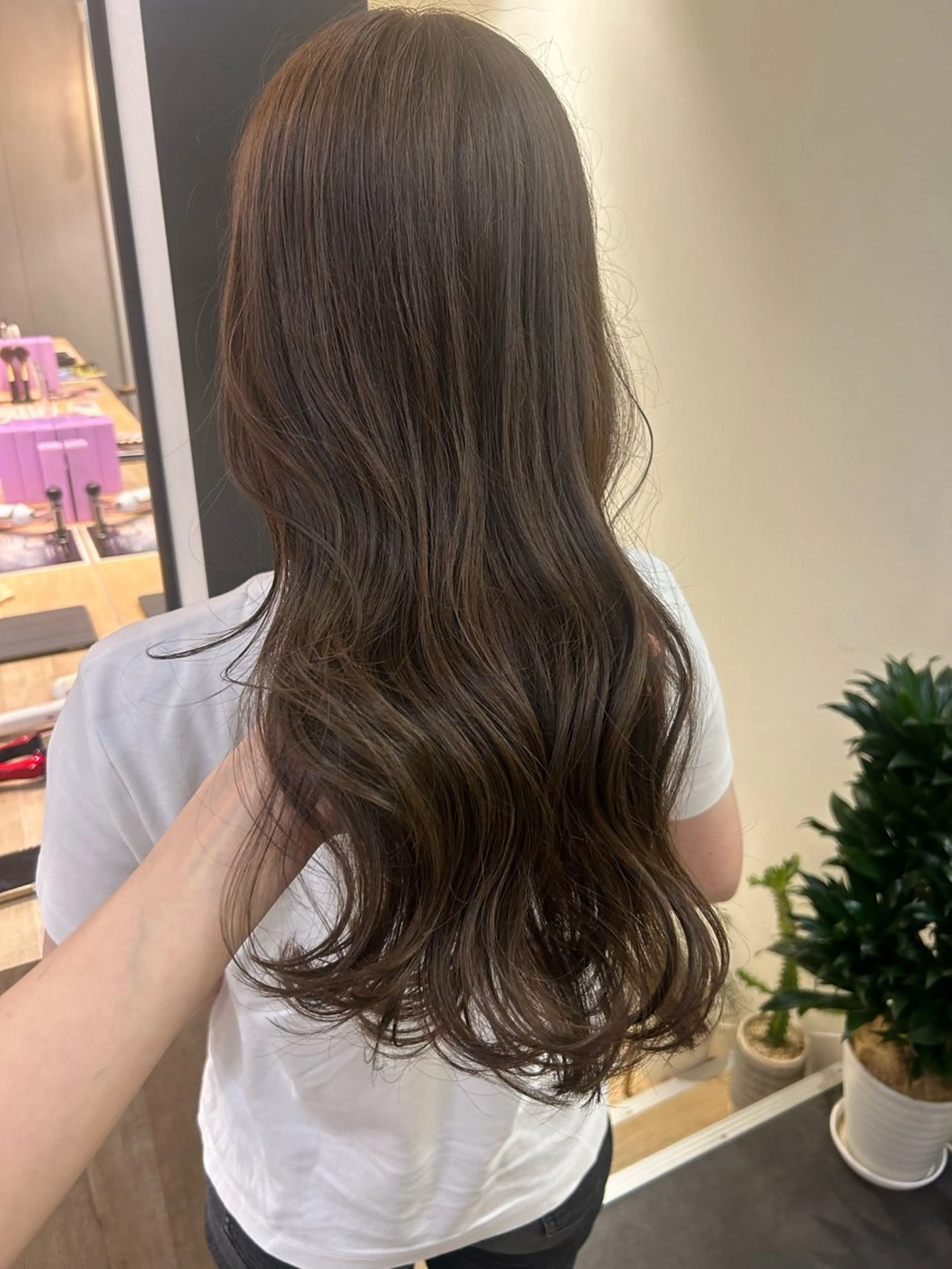 ロング カラー 透明感カラー グレージュ カット ヘアカラー トリートメント hubhair レイヤーカット/暖色のヘアスタイル