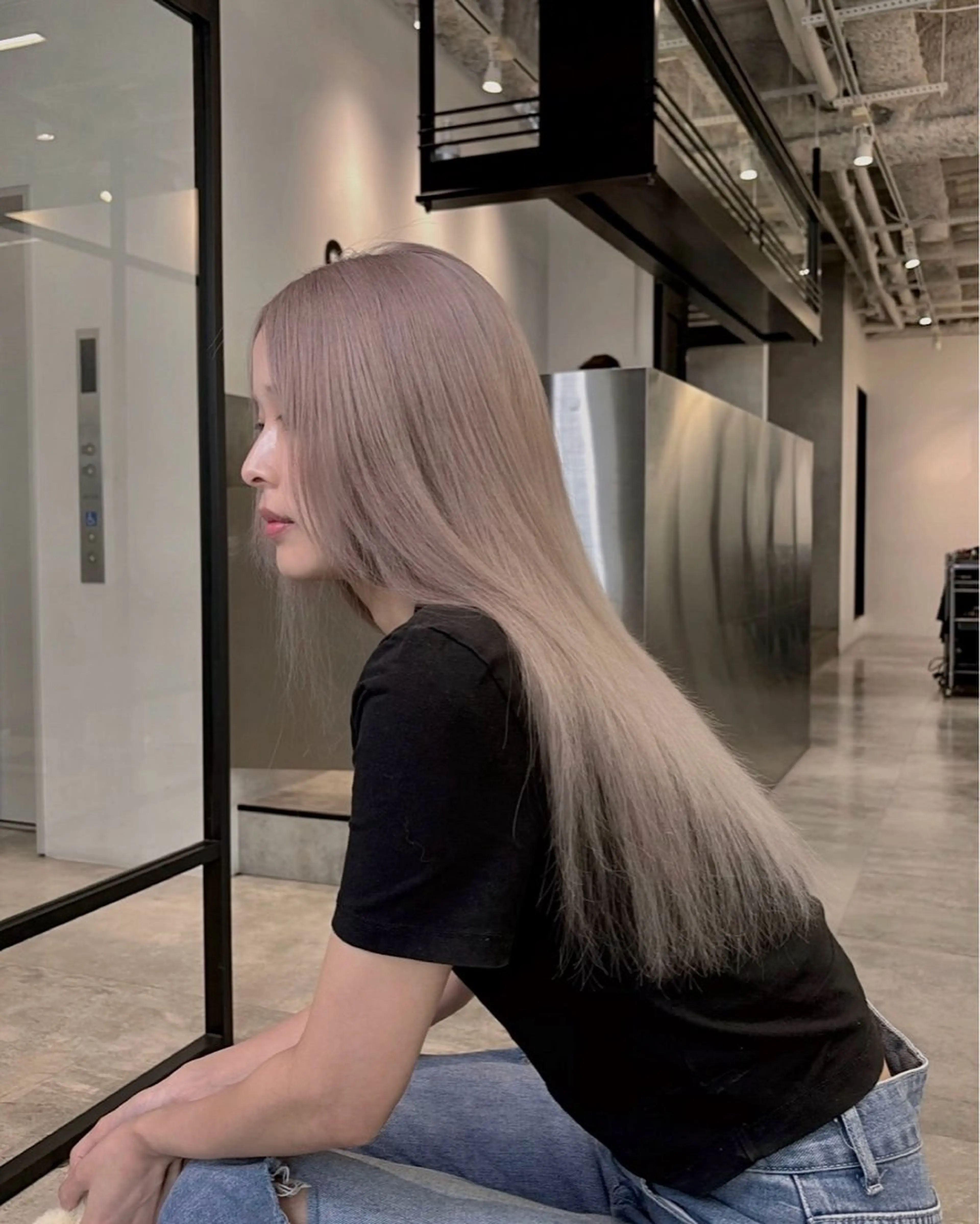 ロング カラー 柔らかbeige モトキのヘアスタイル