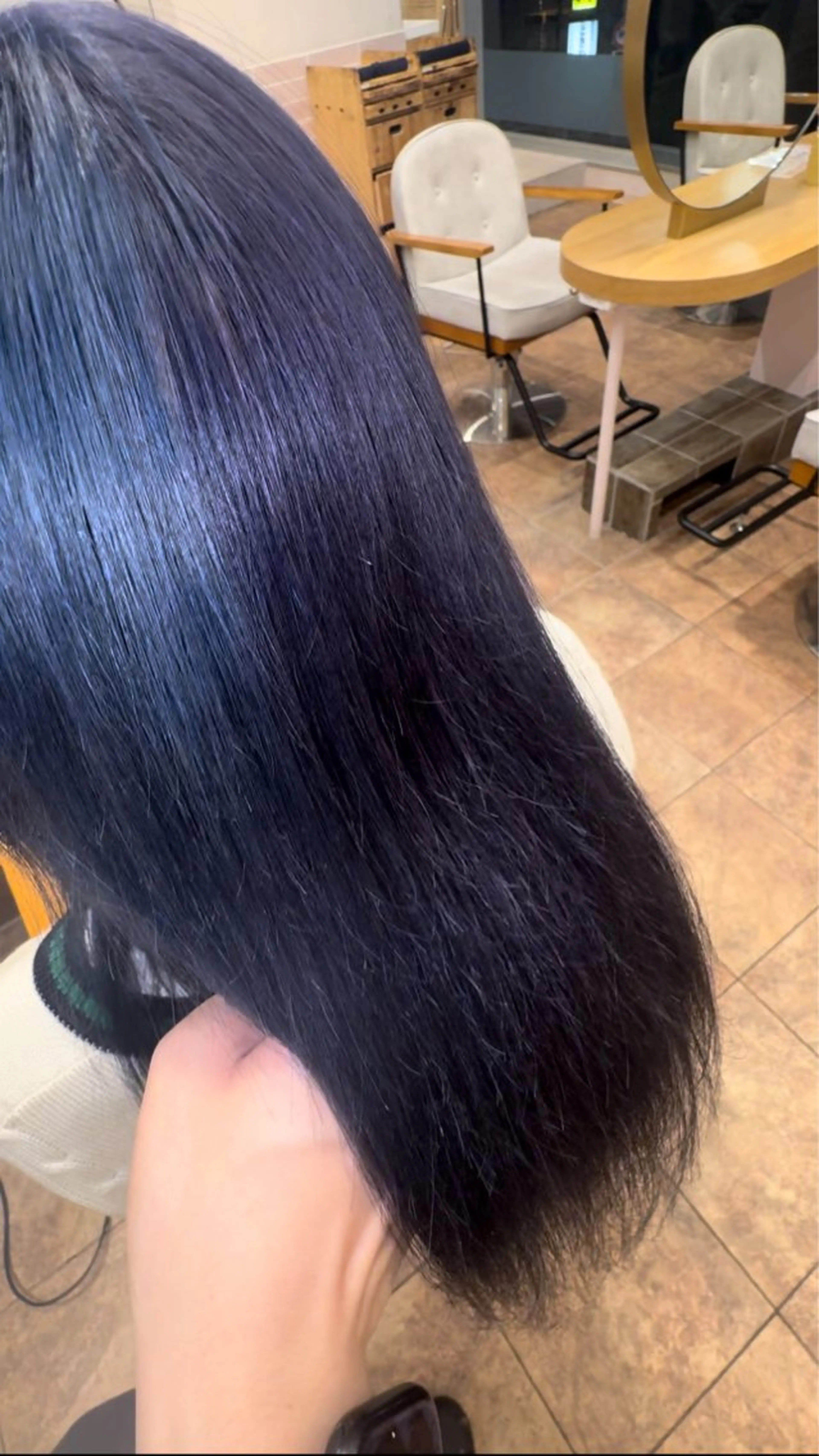 ミディアム カラー ヘアカラー トリートメント はせがわ はるとのヘアスタイル