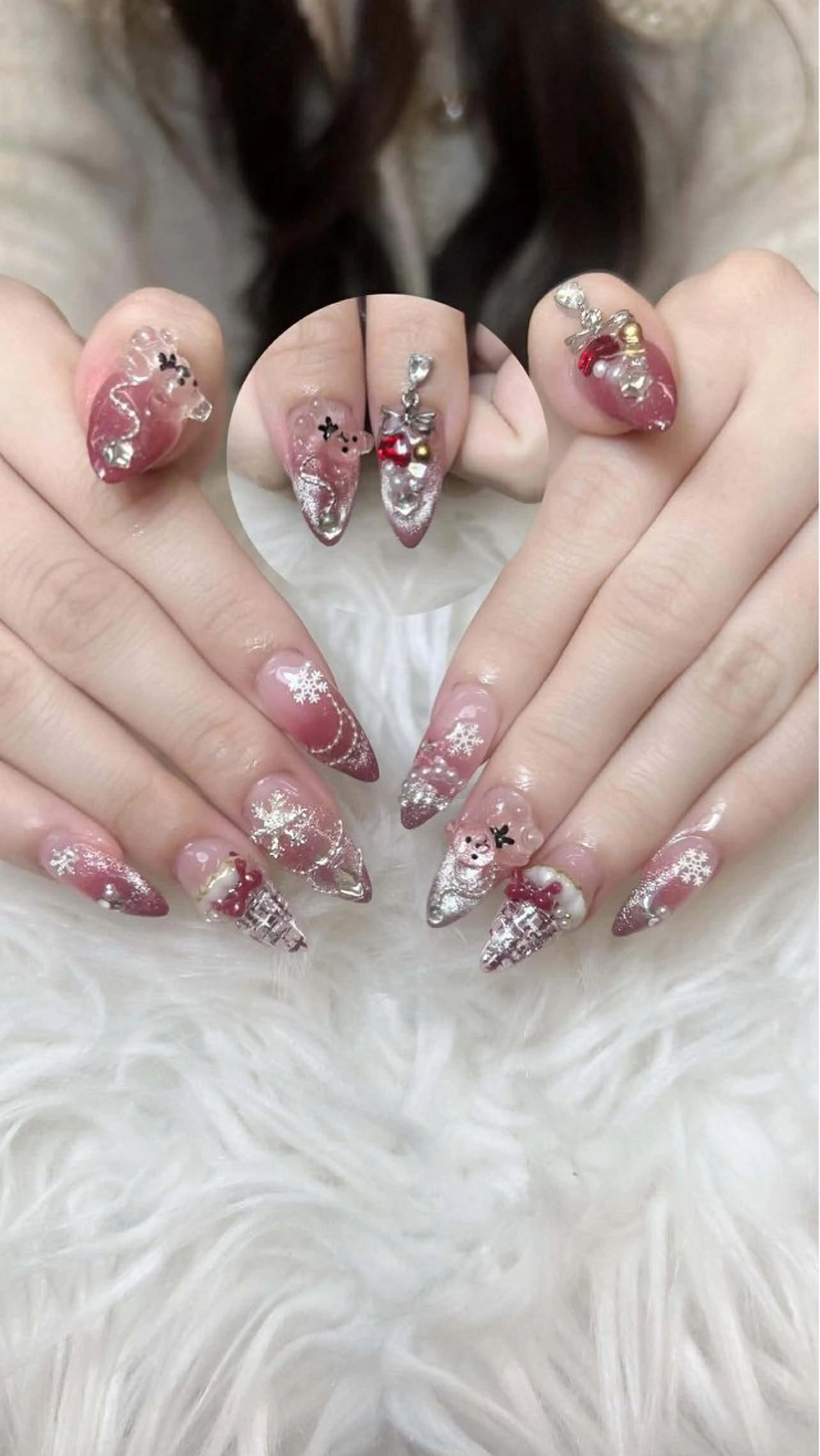 ネイル ハンドネイル ゴテゴテネイルサロン所属・ゴテゴテ ネイルのネイルデザイン