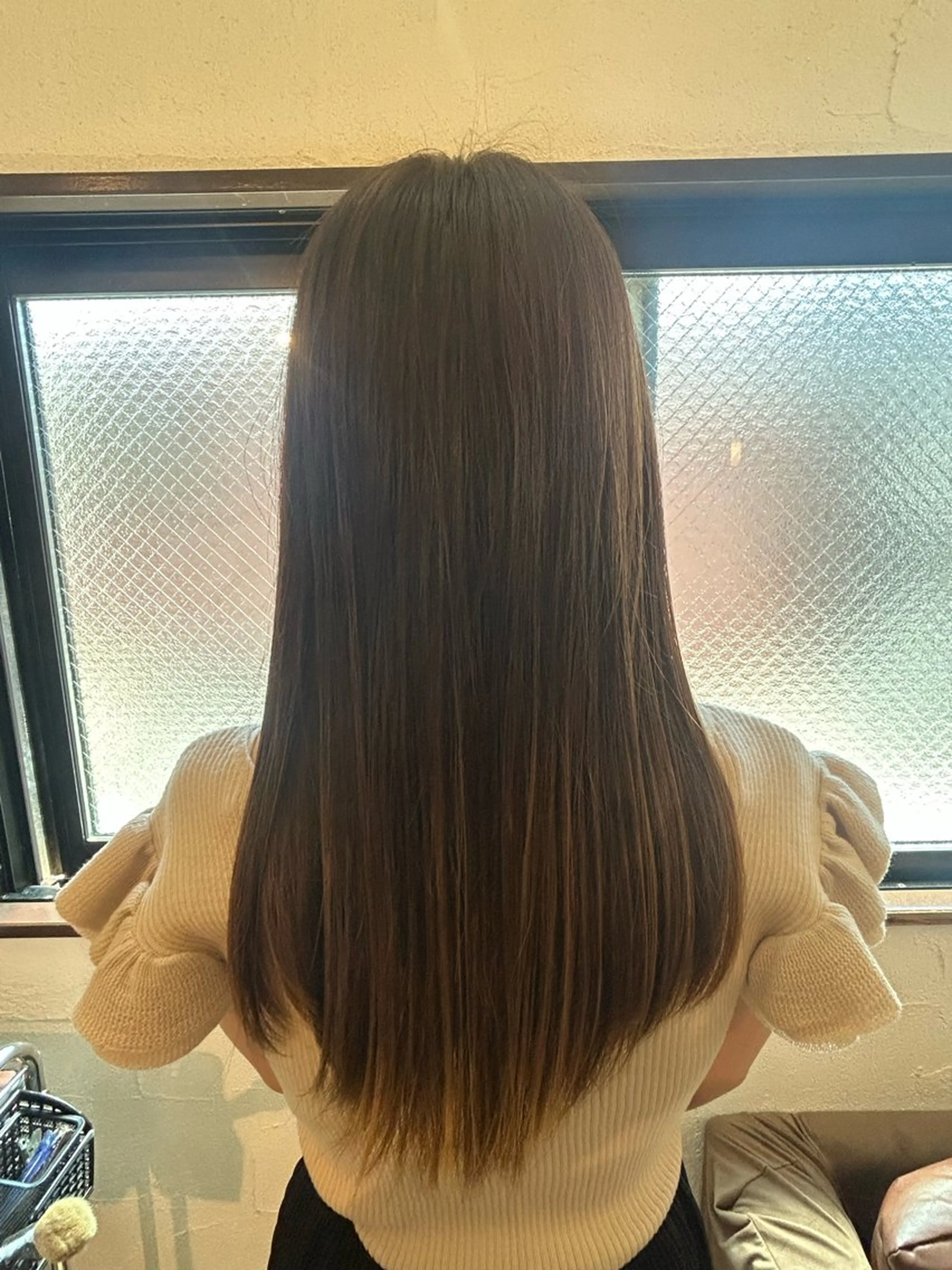 セミロング カラー 美容室KURAKU 笹塚店所属・半澤 亜実🪐のヘアスタイル